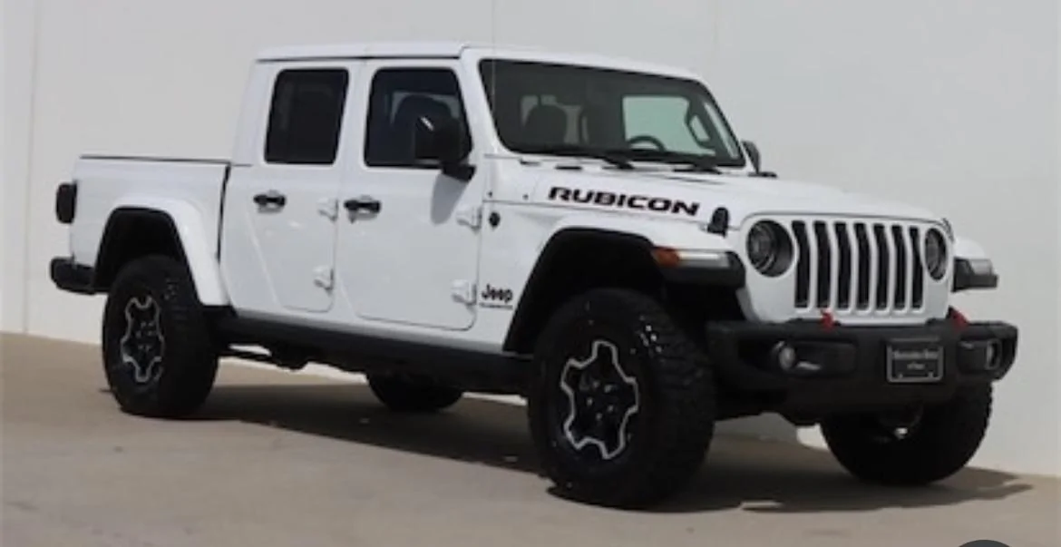Jeep Gladiator BRIGHT WHITE Gladiator JT Club E3AAC992-68FE-4676-AD4E-9B0BF5224C01