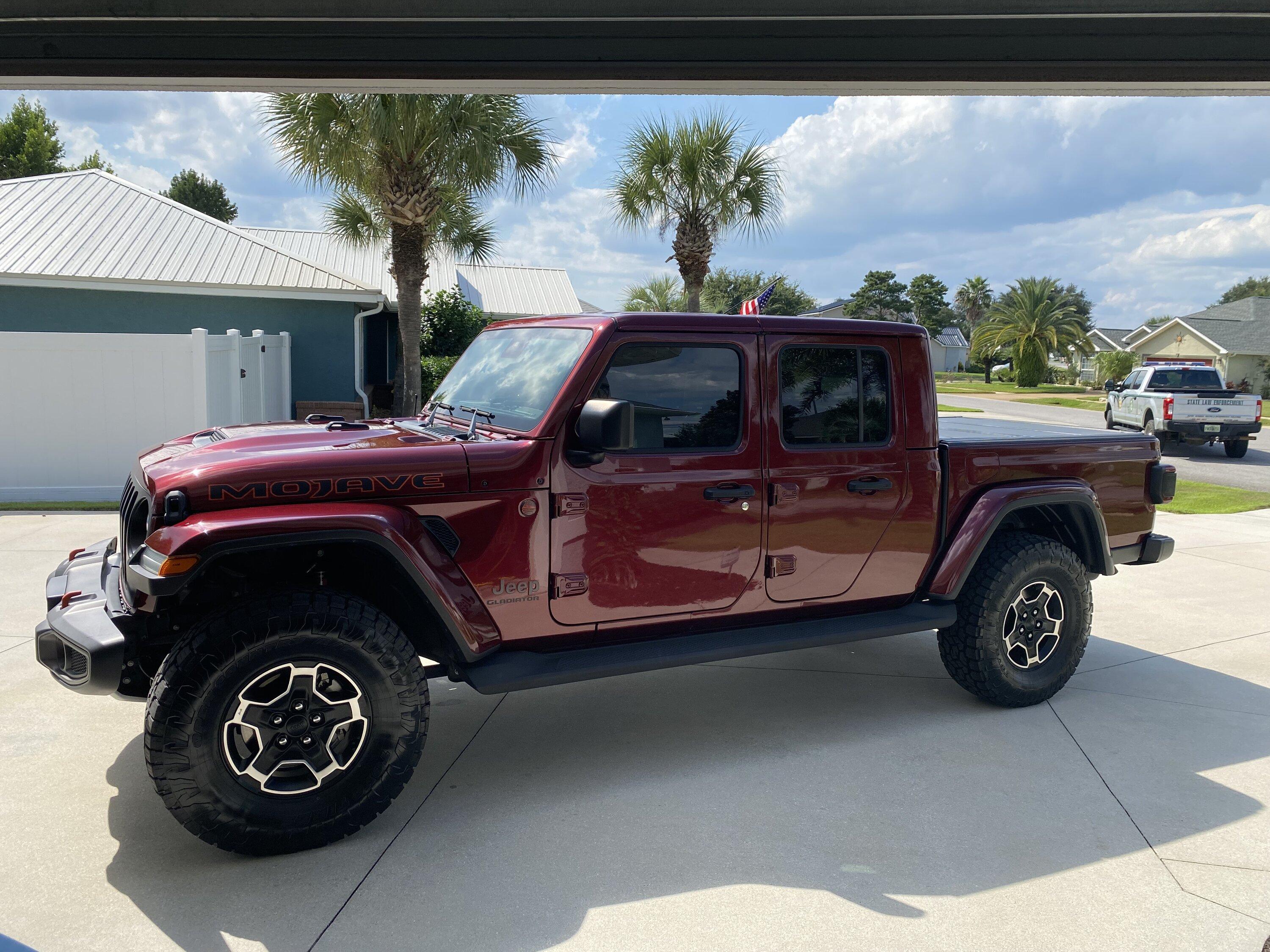Jeep Gladiator 35s and No Lift Thread IMG_2048