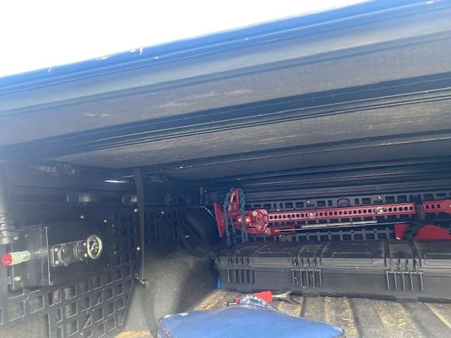Jeep Gladiator EXTANG Trifecta 2.0 tri-fold   Tonneau Cover IMG_3963