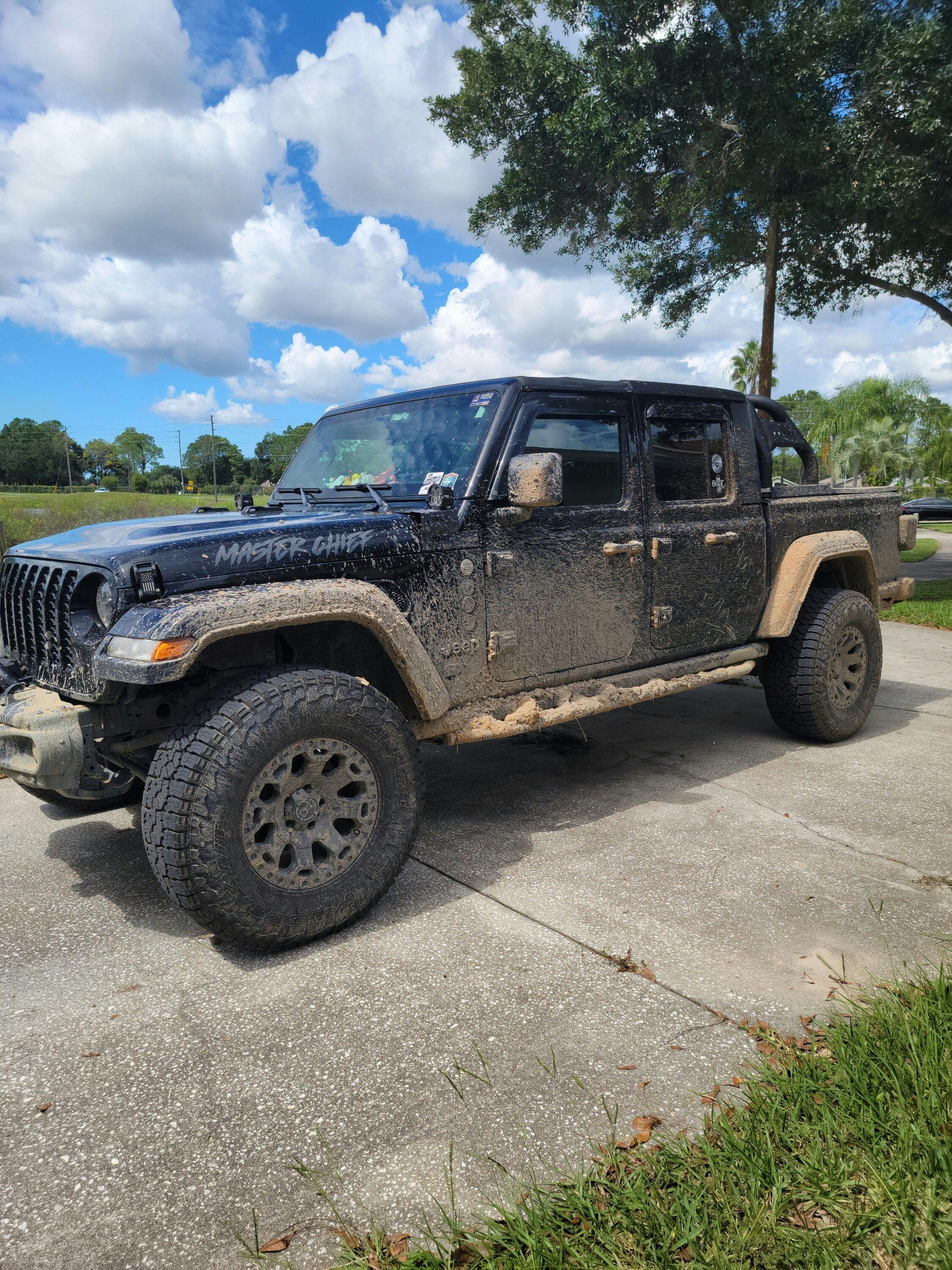 Jeep Gladiator BLACK Gladiator JT Club 20220917_144017