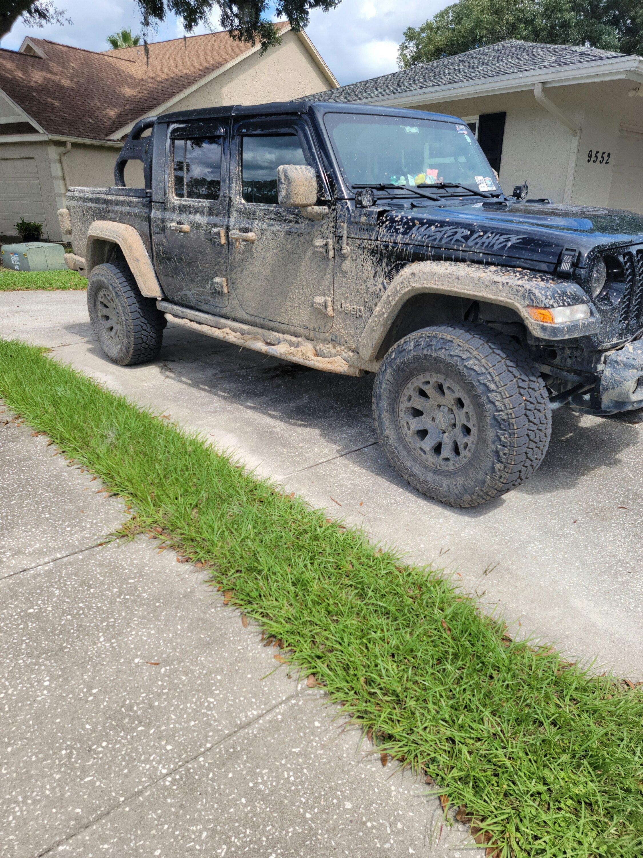 Jeep Gladiator BLACK Gladiator JT Club 20220917_144036