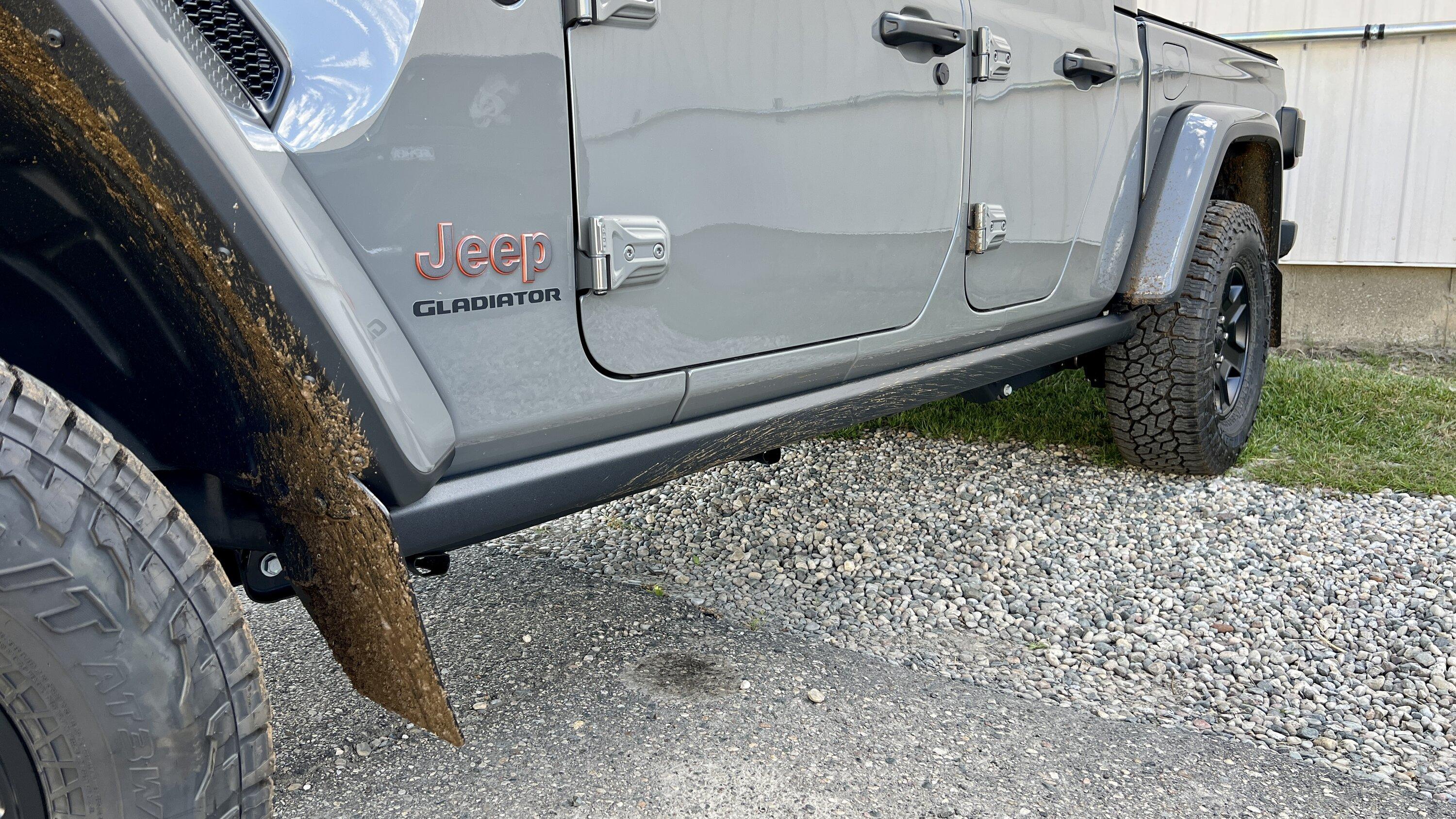 Jeep Gladiator Mojave Splash Guards ??? F10AD27C-545E-47CD-ADAF-EF63558CE1AF