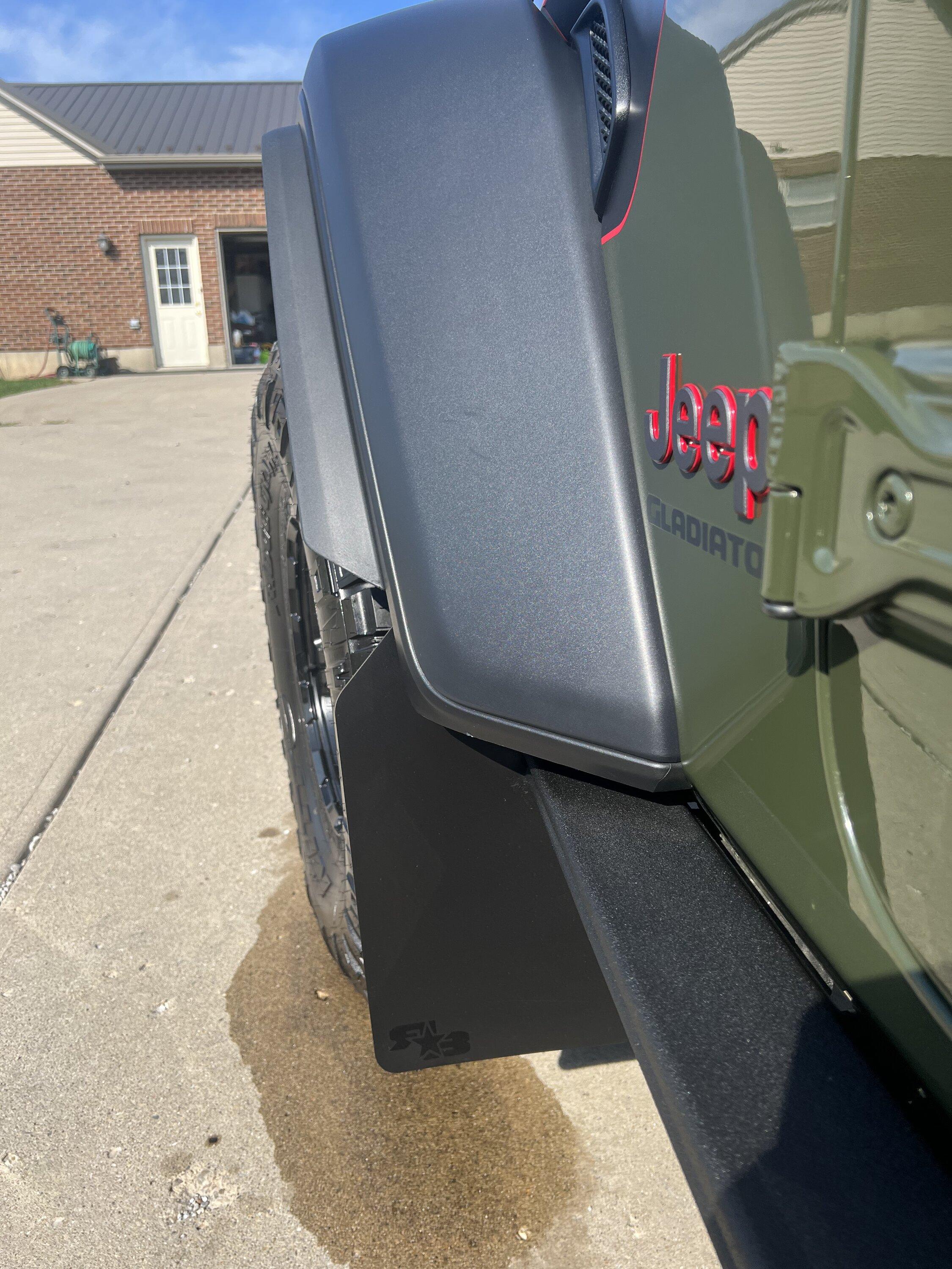 Jeep Gladiator Xtreme Recon Fender Extension Instsalled F81B8BF8-1C4C-480E-94EE-73180228AAE0