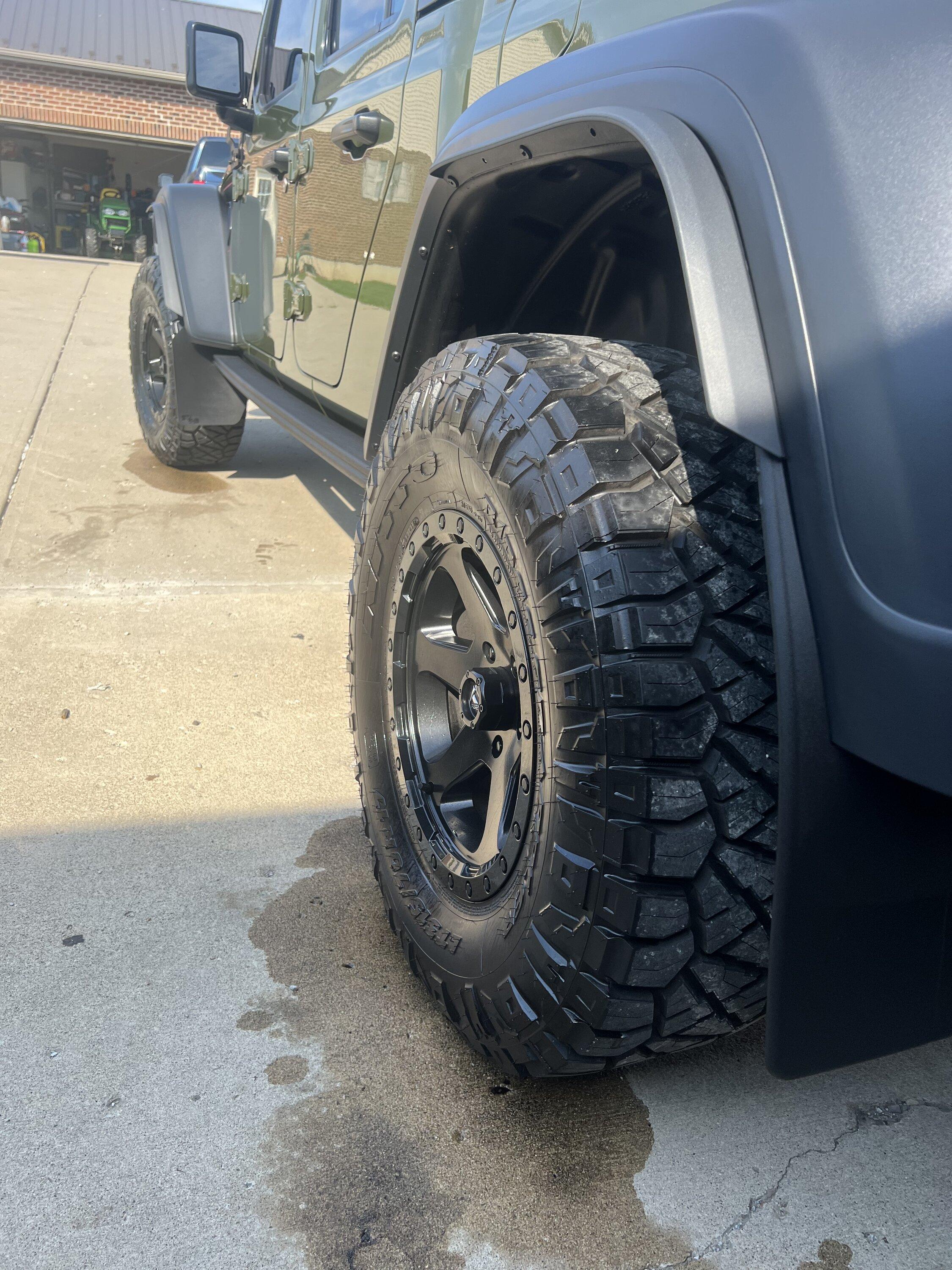 Jeep Gladiator Xtreme Recon Fender Extension Instsalled A764E3BF-E5D3-421E-8EDC-FE69B903CA34