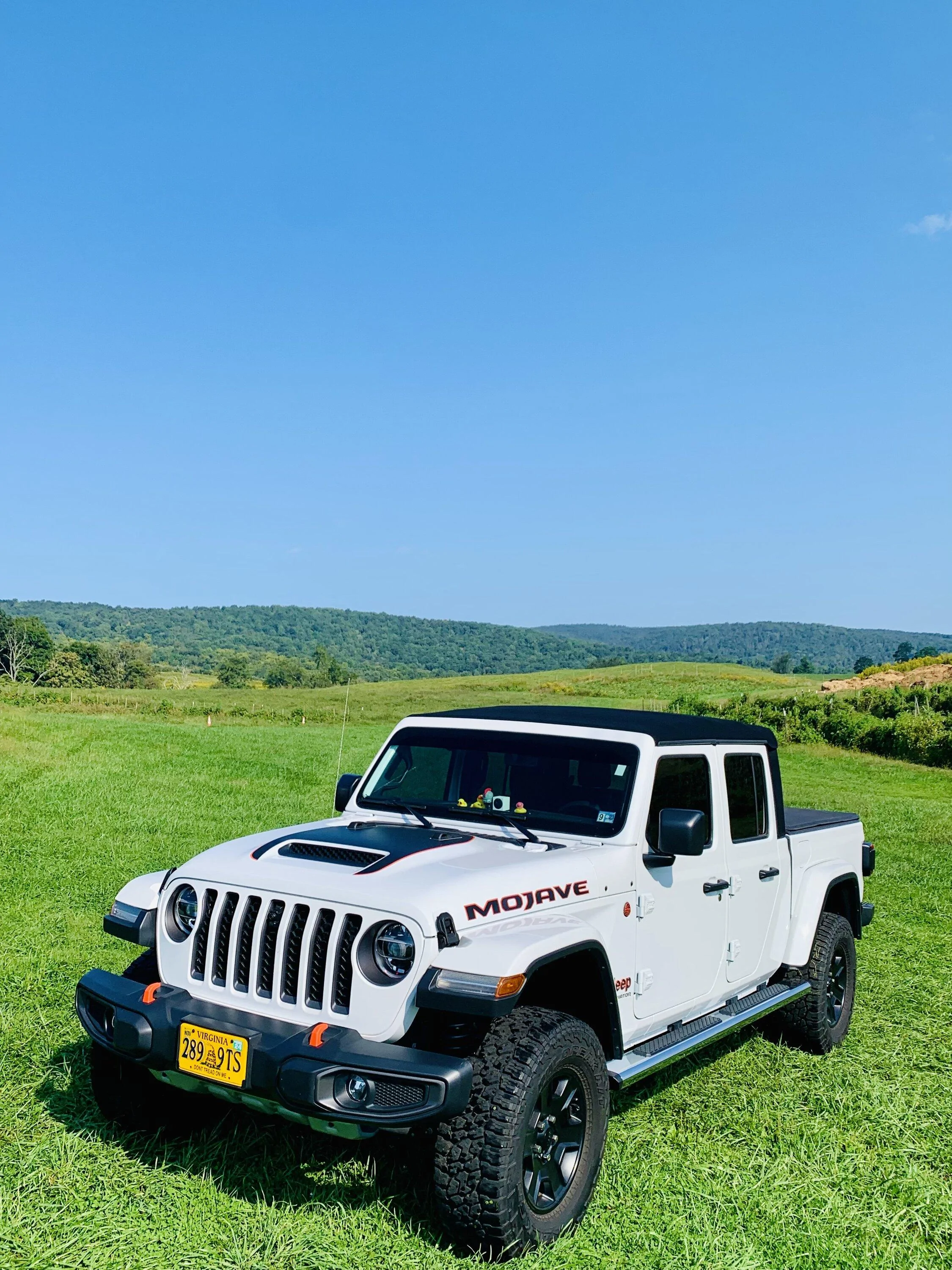 Jeep Gladiator MOJAVE Edition Gladiator JT Club 7A12EE13-77AF-43BD-B386-911D81287015