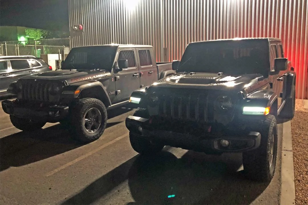 Jeep Gladiator Jeeps Parking Next To Jeeps Jeeps2
