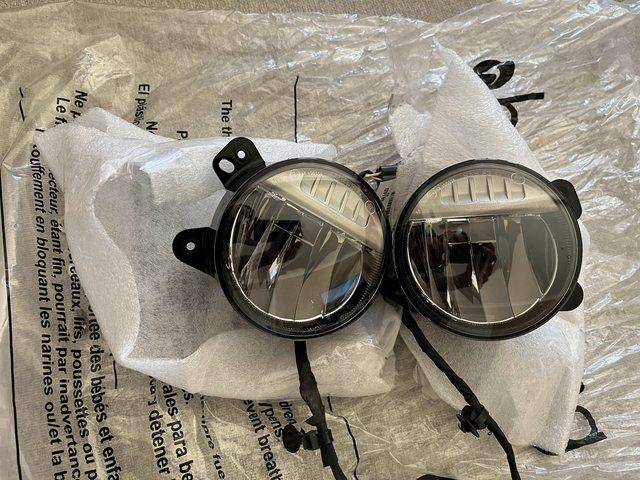 Jeep Gladiator Stock LED fog lights for sale 4WU7DMql