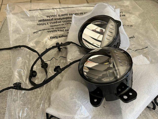 Jeep Gladiator Stock LED fog lights for sale Xaj60vPl