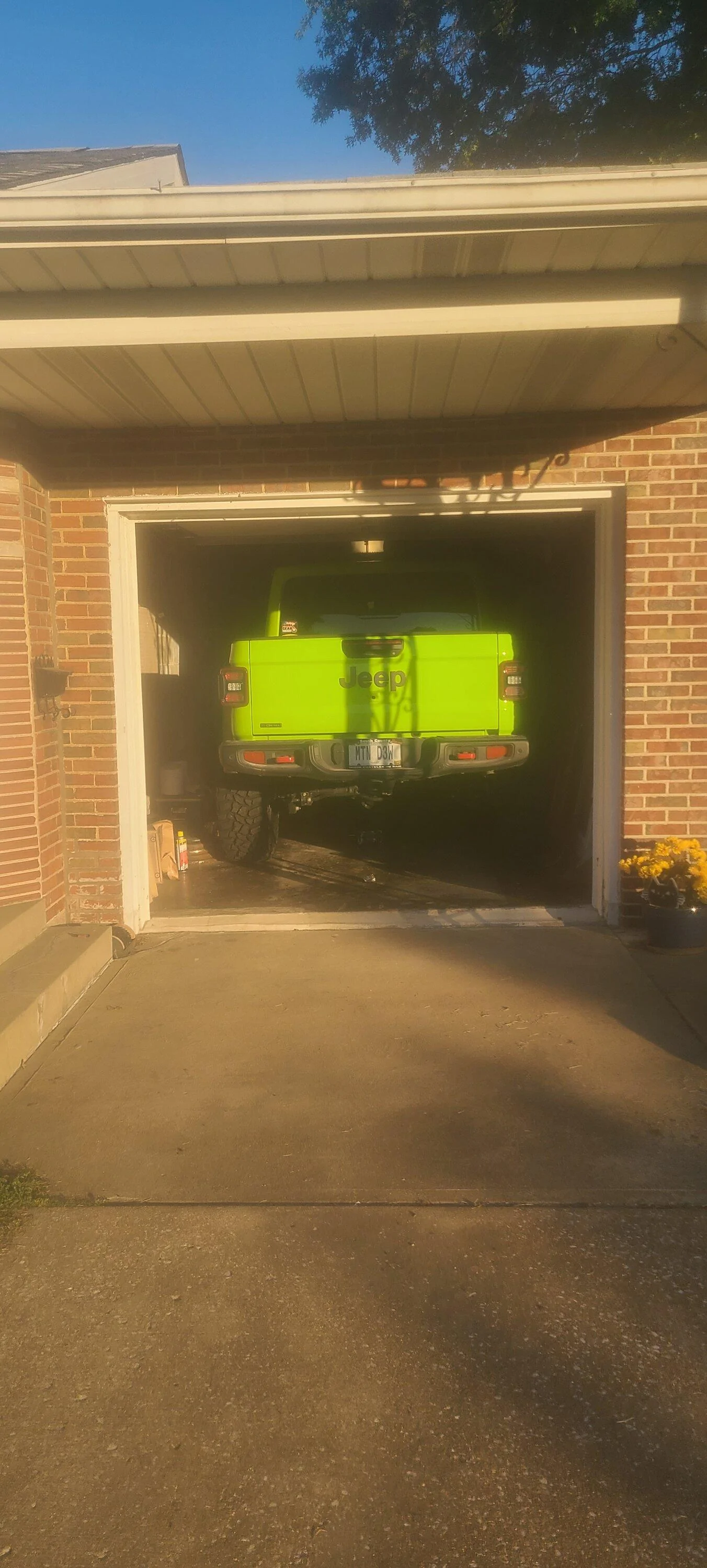 Jeep Gladiator Doing The Dew, AKA Staphy's dumb question thread 20220908_183337