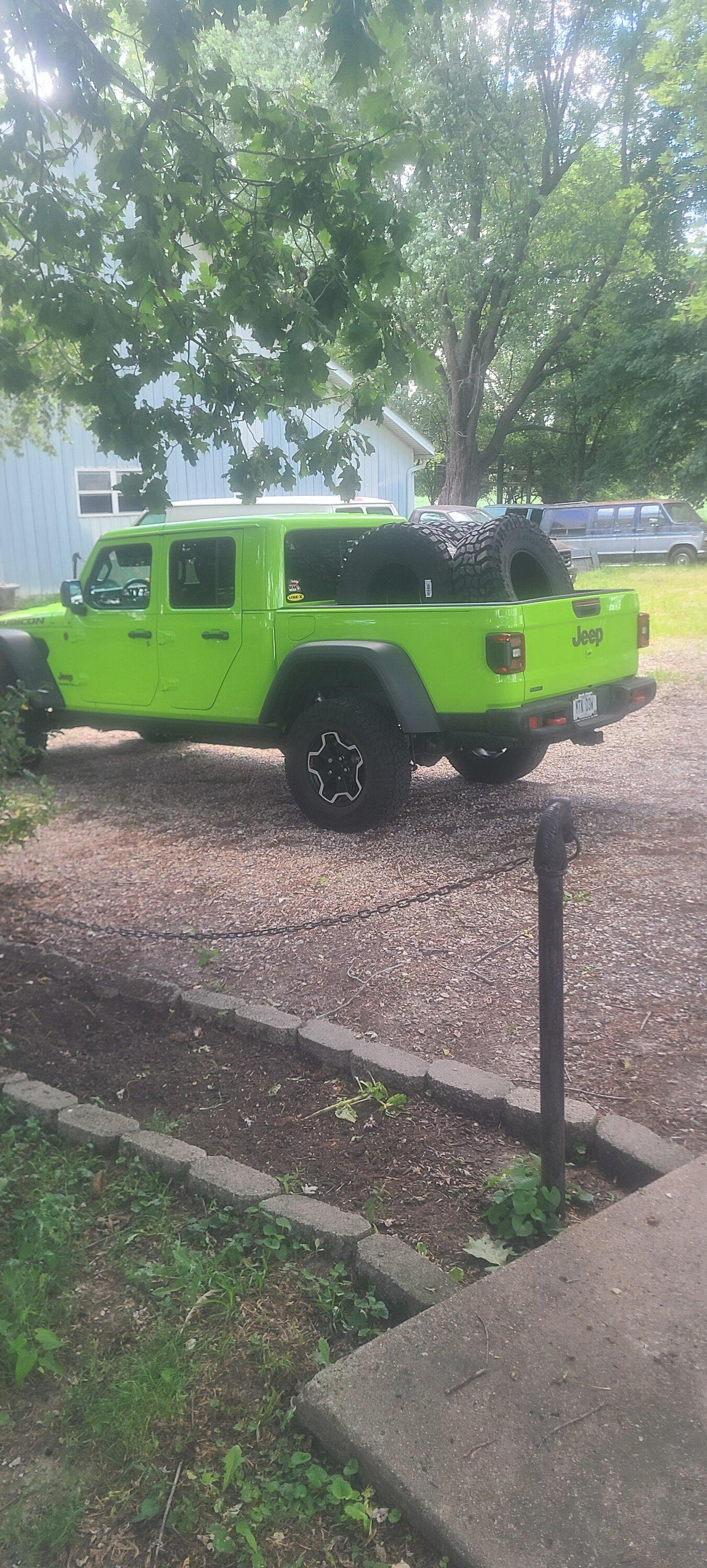 Jeep Gladiator Doing The Dew, AKA Staphy's dumb question thread 20220821_121637