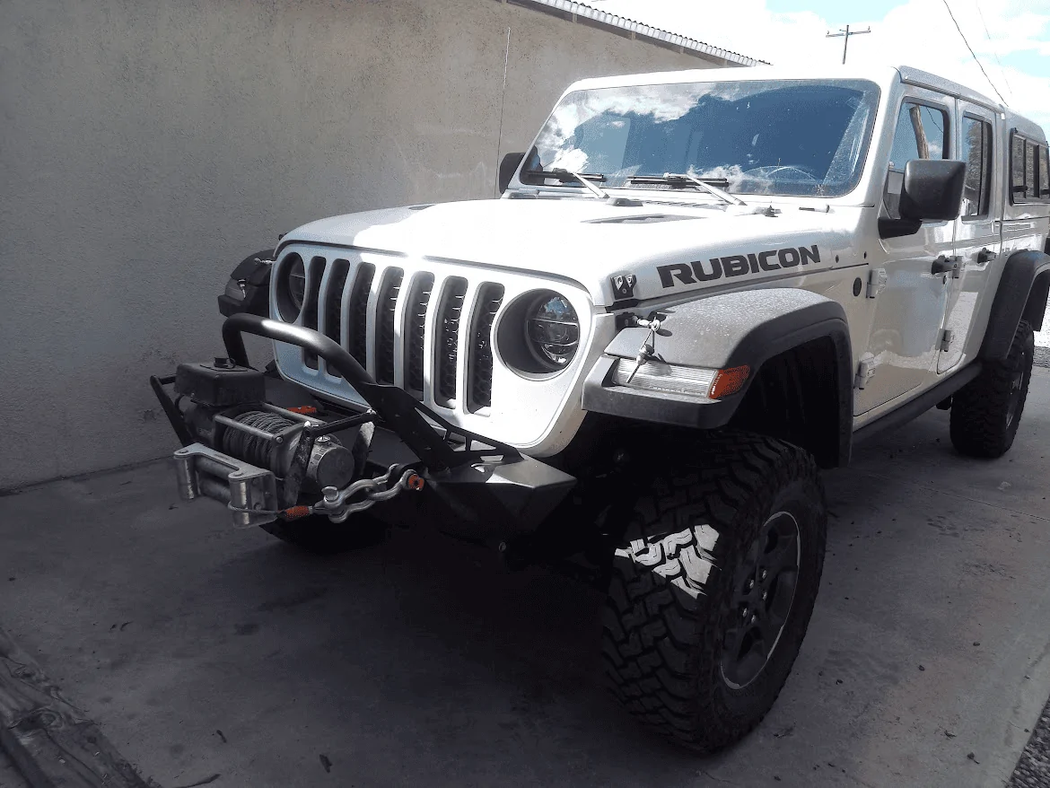 Jeep Gladiator Front bumper with integrated receiver 1663607247806