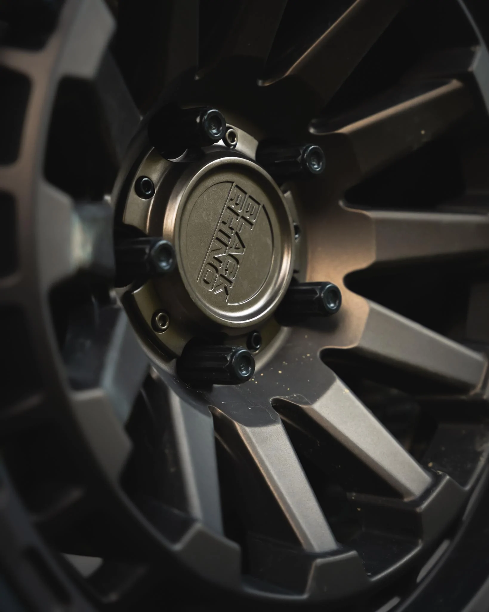 Jeep Gladiator Bronze wheels DSC03640