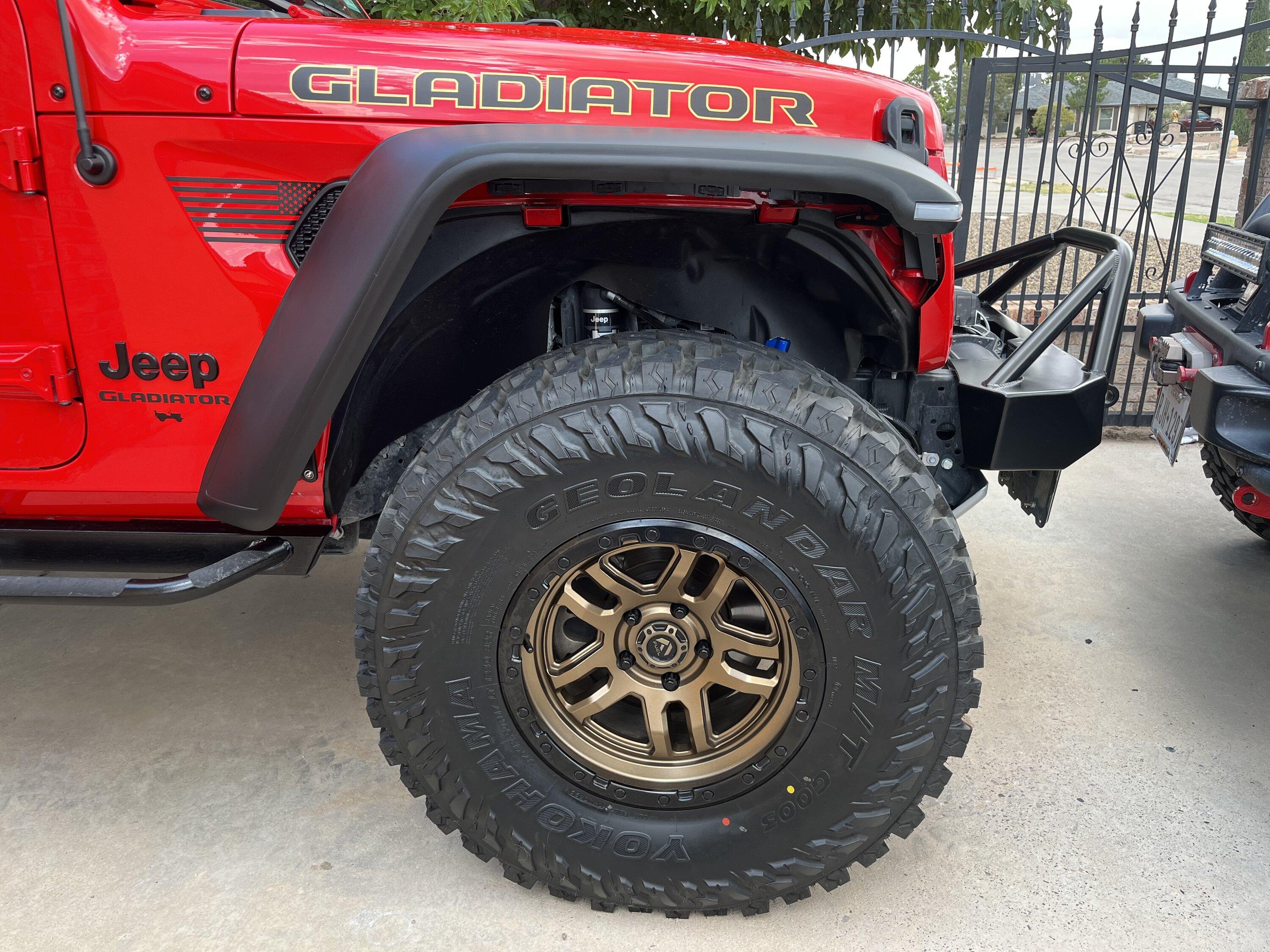 Jeep Gladiator Bronze wheels IMG_5097.JPG