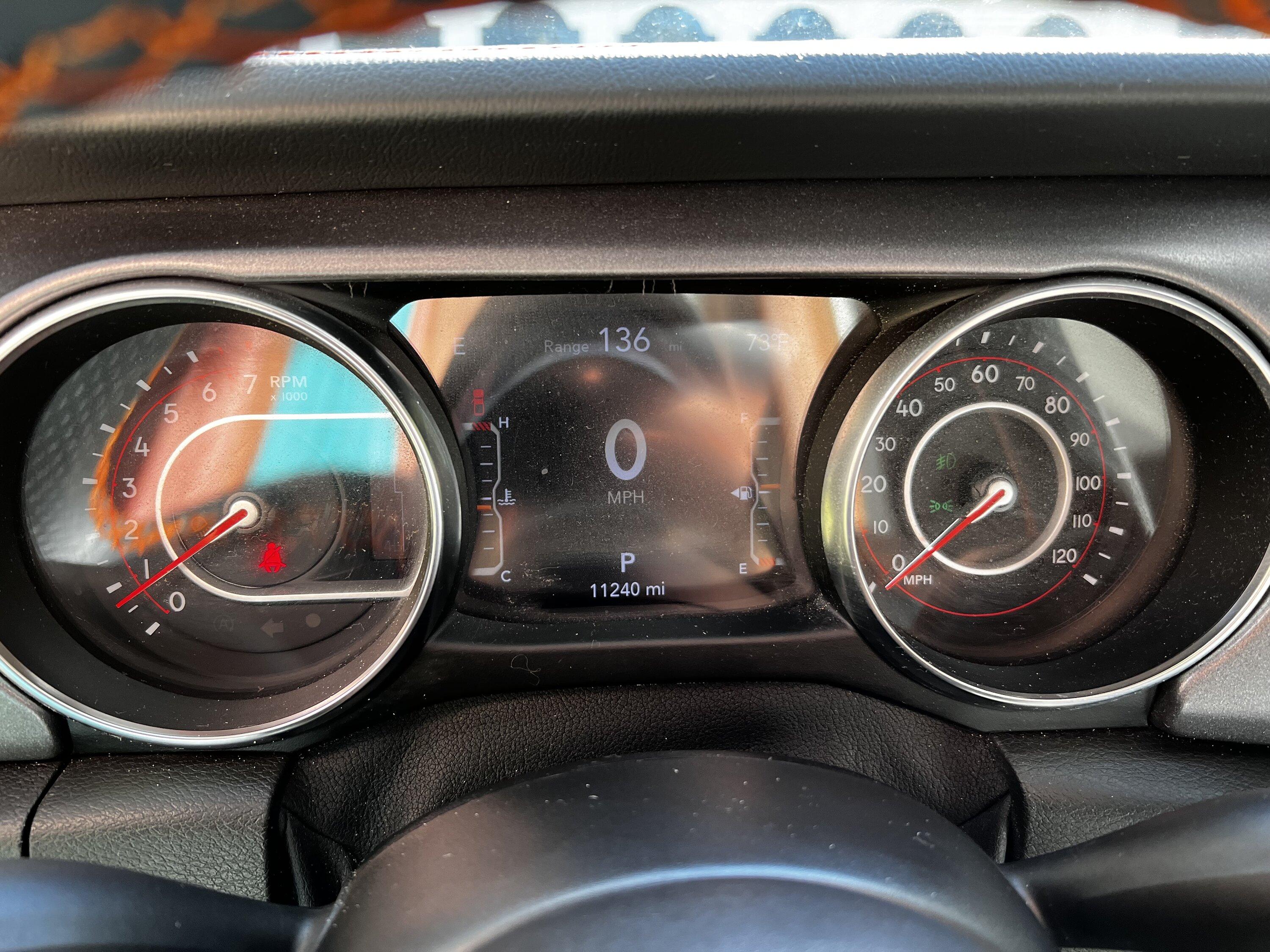 Jeep Gladiator 2021 Sting Gray Mojave/11.5k miles/$59k IMG-1364