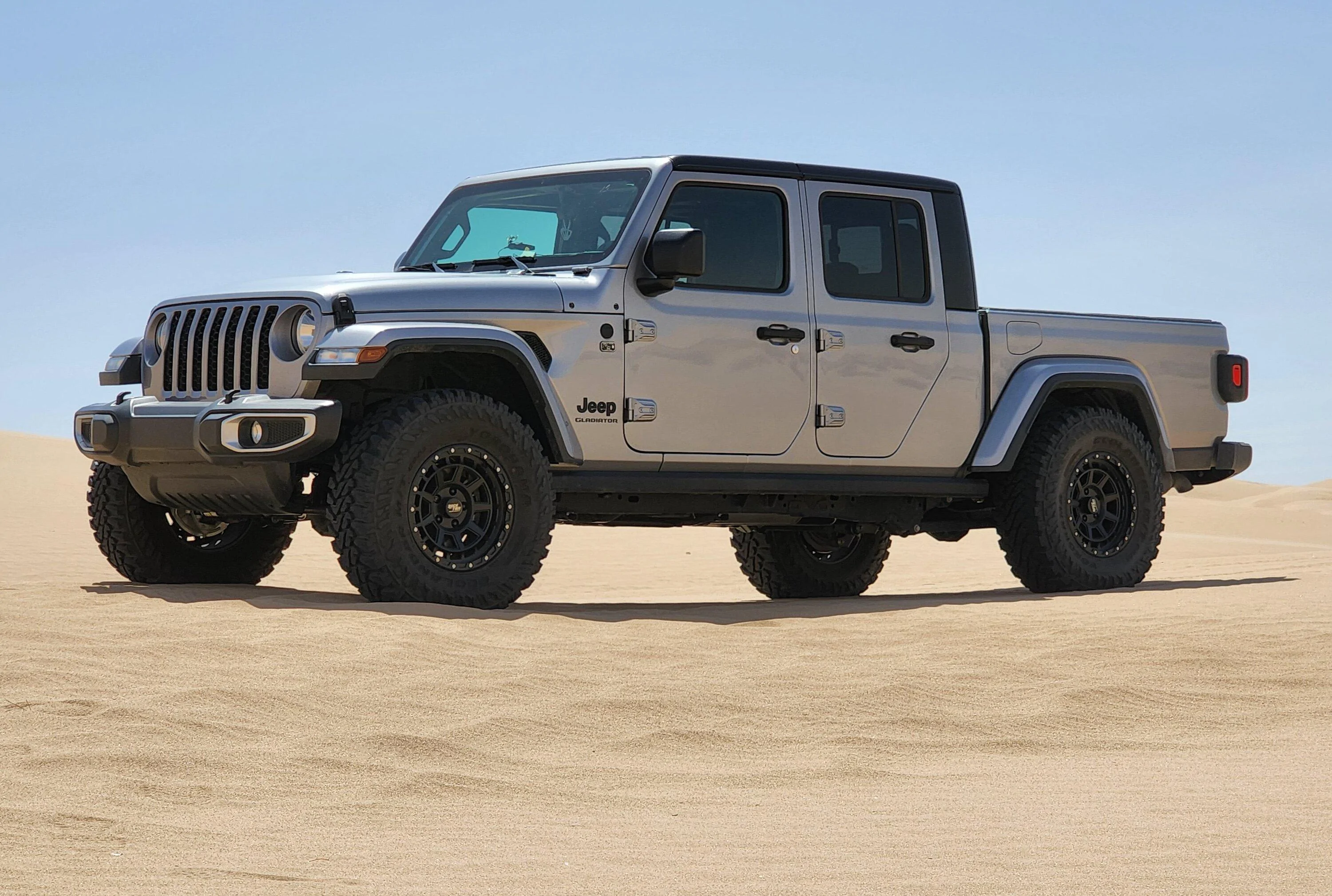 Jeep Gladiator Rocktrix rt114 x4 $550 17x9 -12 20220424_110446