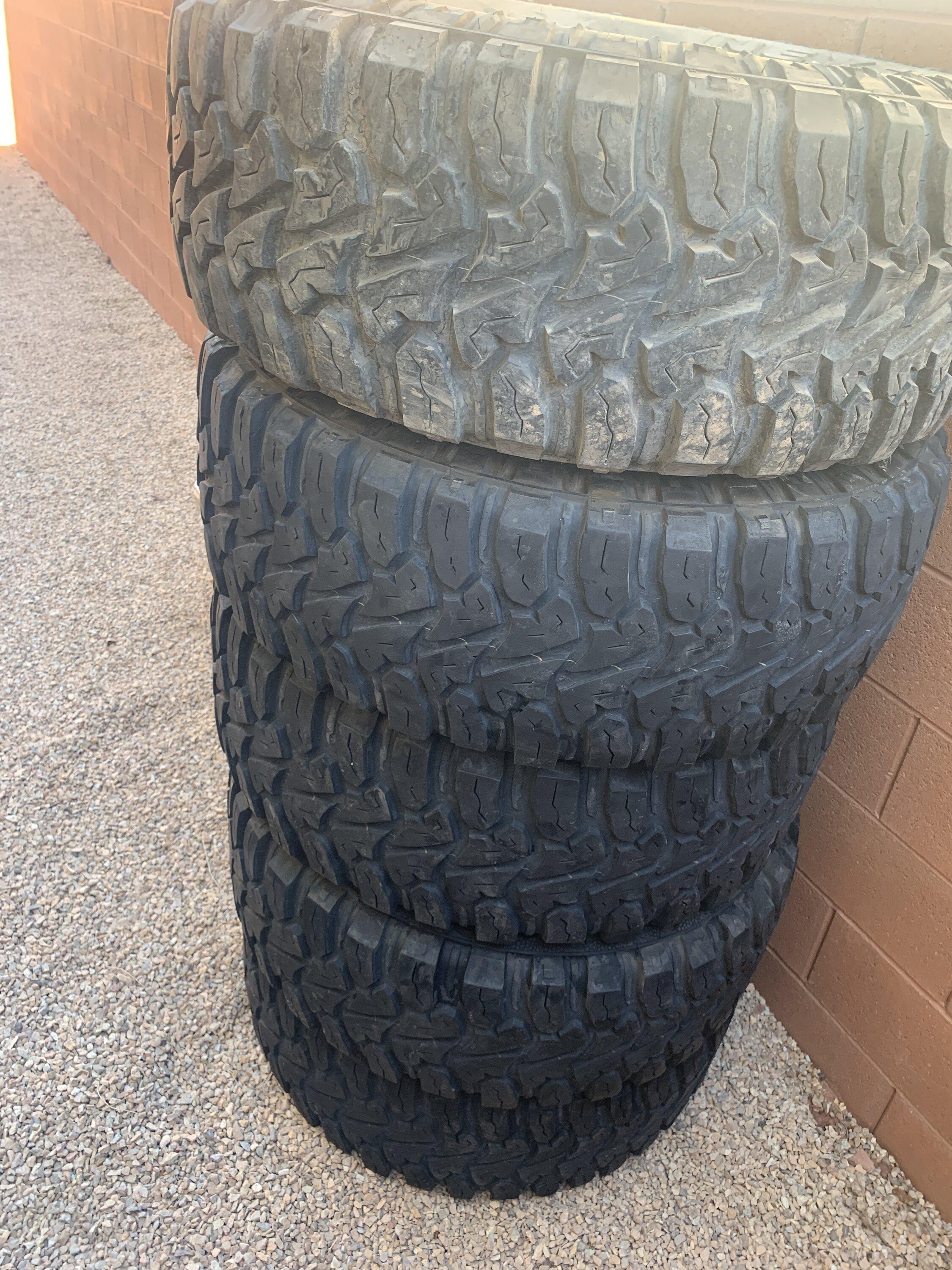 Jeep Gladiator 35/12.5/17 set of 5 9FCEF272-0B15-4830-BC26-9C2D8A74987C