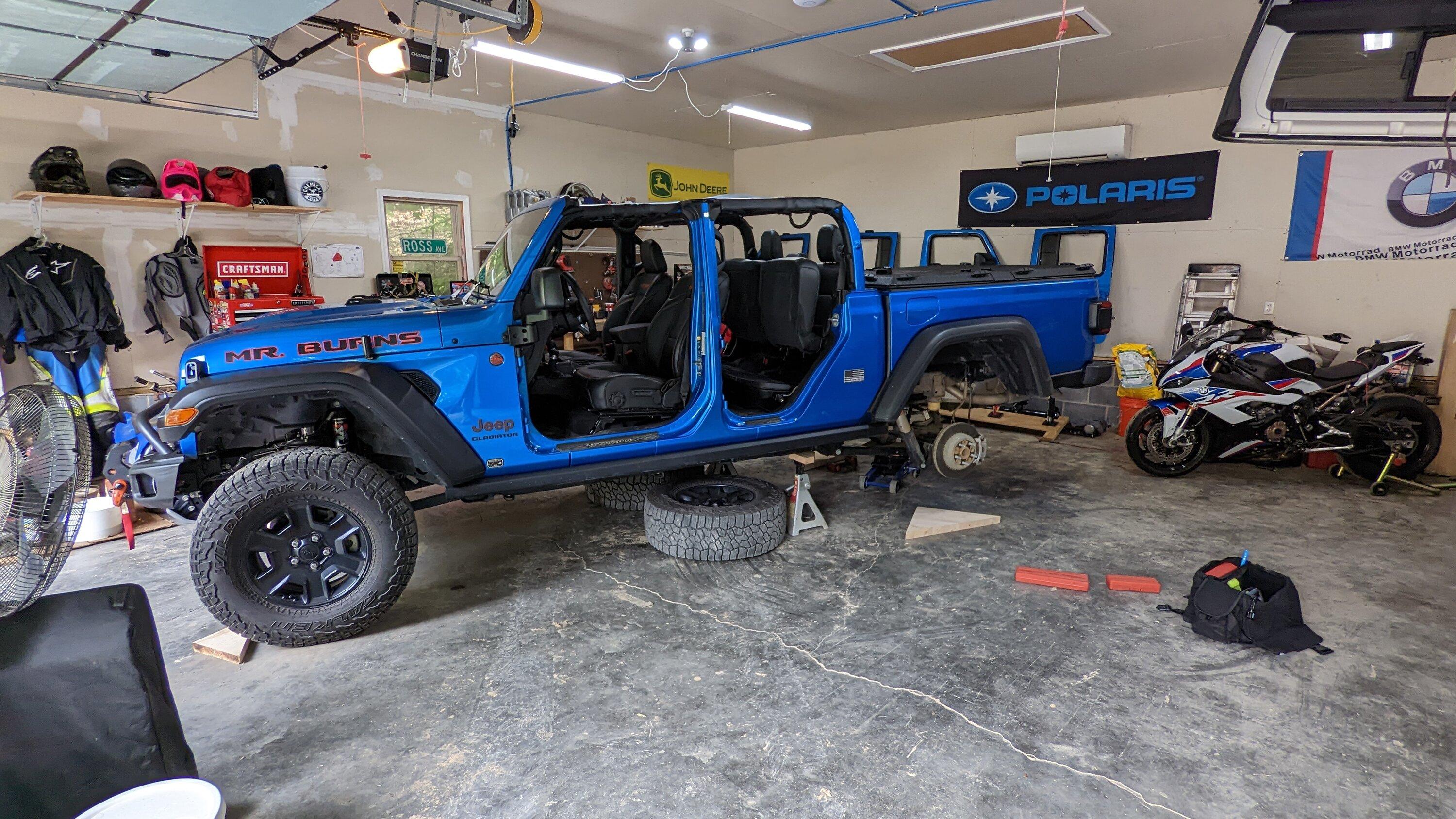 Jeep Gladiator My 2022 Hydro Blue Mojave Log - Jack of All Trades PXL_20220919_165636065