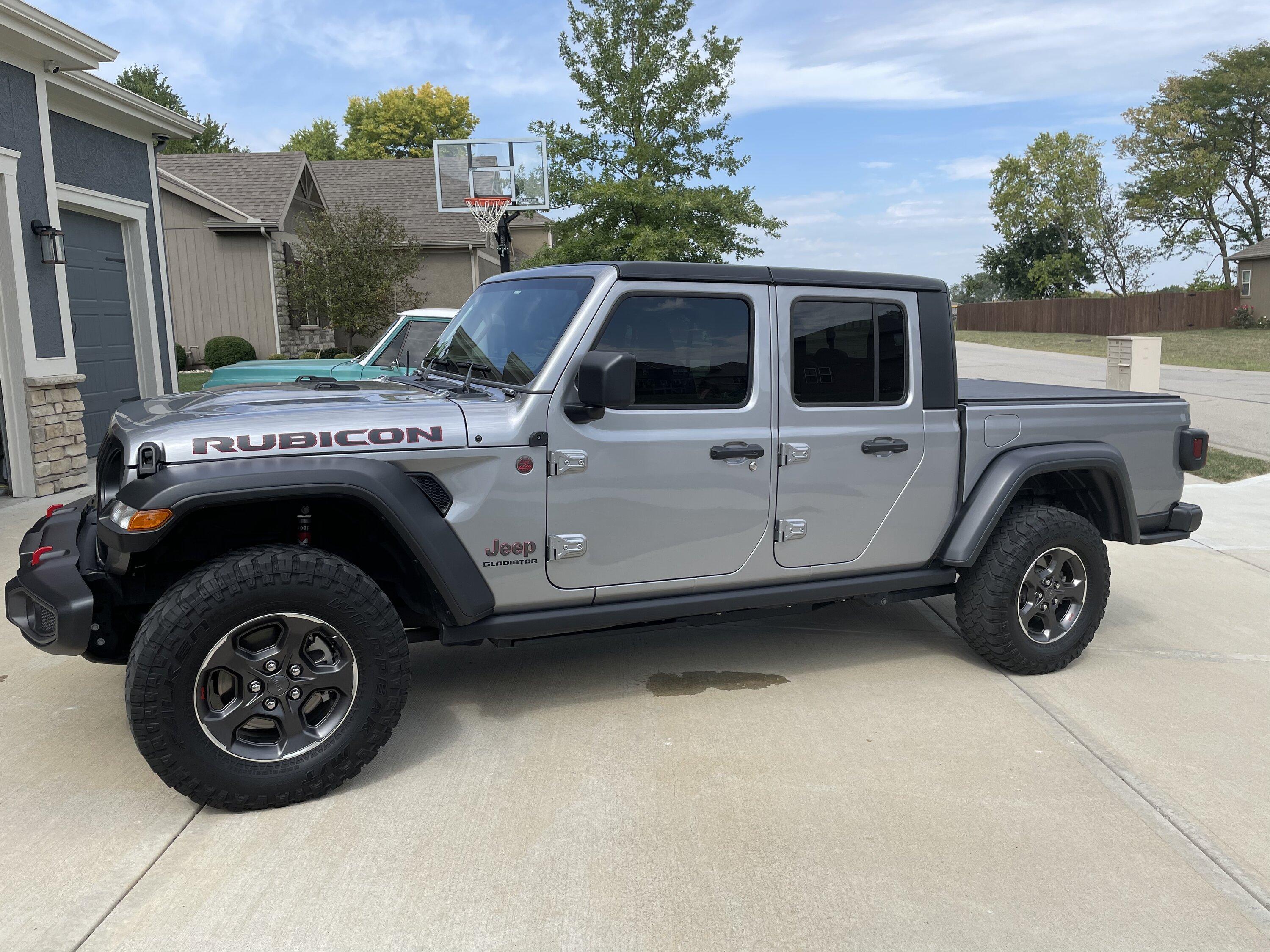 Jeep Gladiator 21 Rubicon Diesel EAD62DC4-8766-4179-9837-F4459CB125E8