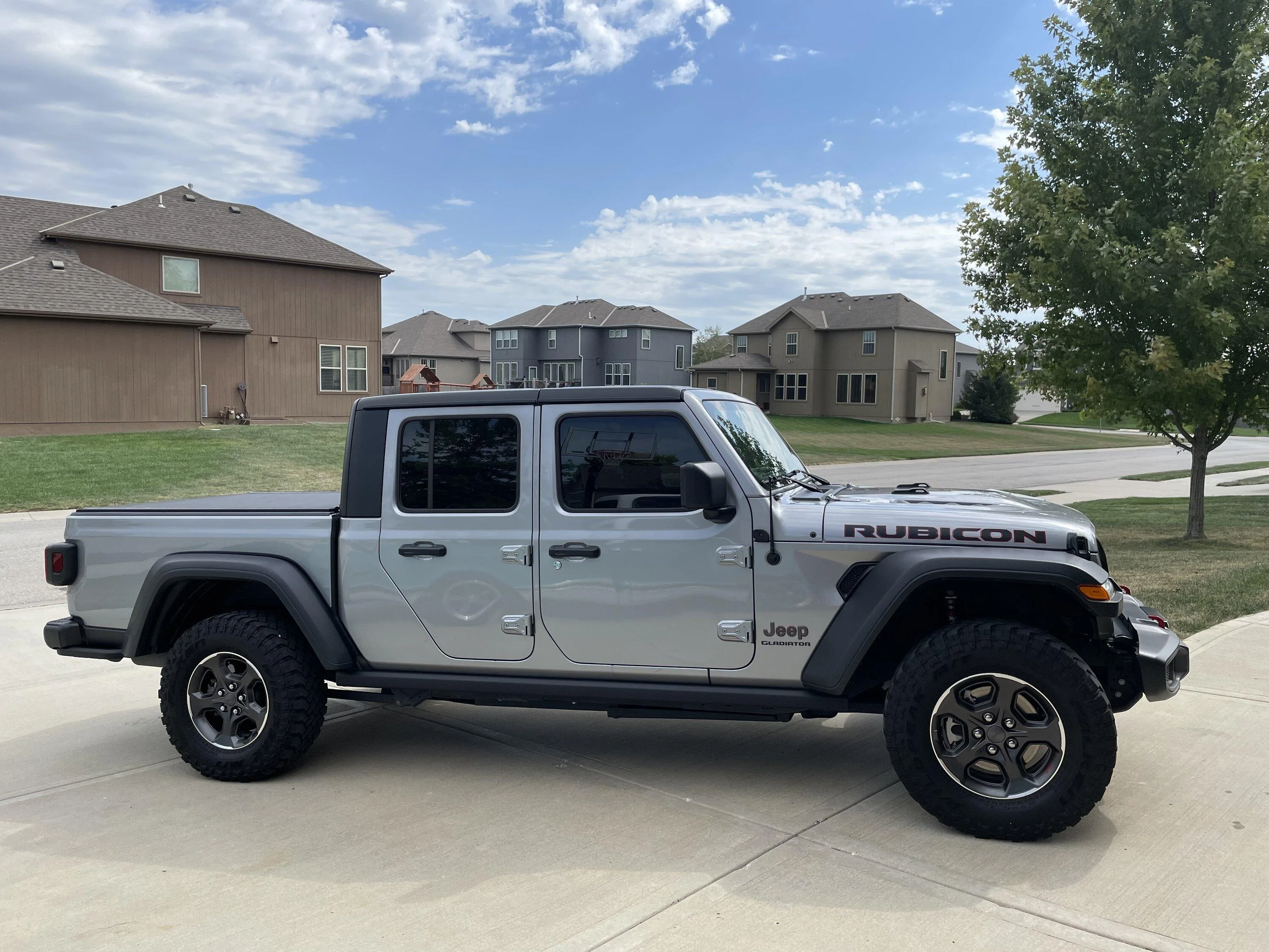 Jeep Gladiator 21 Rubicon Diesel 6FC4E8E9-8426-4FC0-B5DB-0446CFC5C672