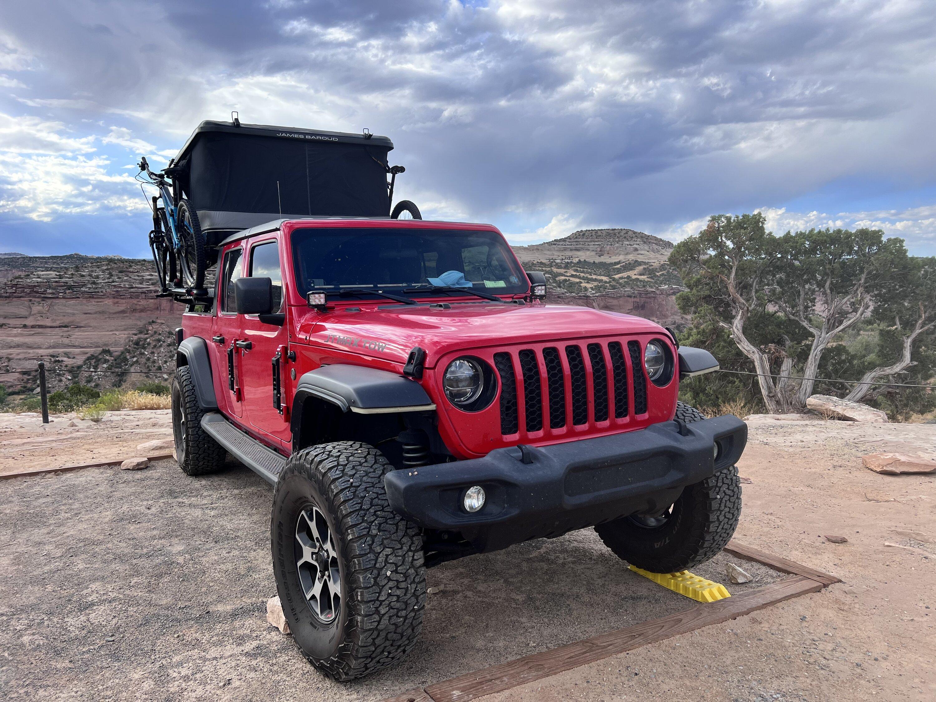 Jeep Gladiator Gladiator Glamour Shots 19F41490-FF21-4845-926C-48420BB5B664
