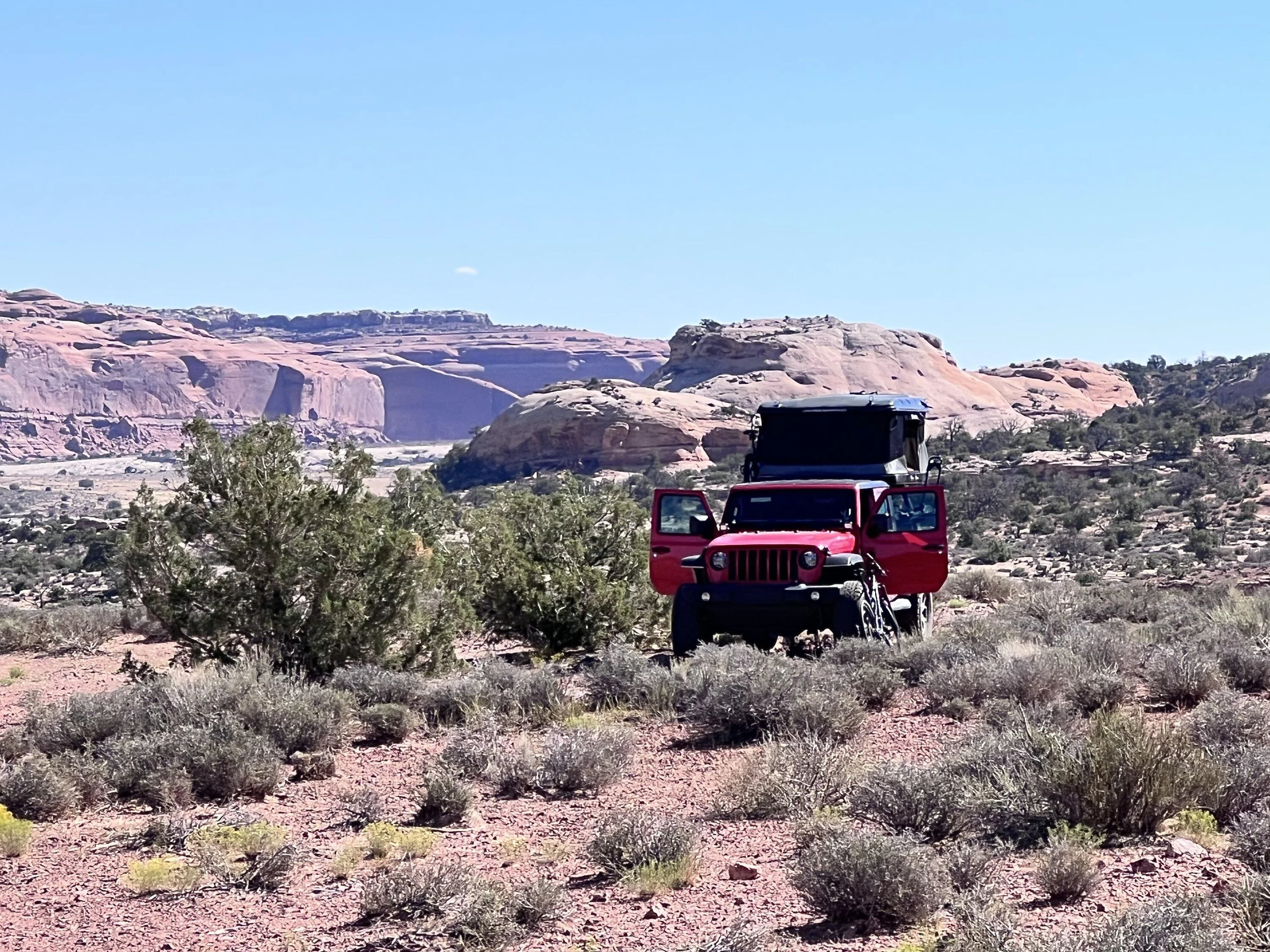 Jeep Gladiator Gladiator Glamour Shots 08CC4A2C-6E6A-4099-909B-7D72F886EA7A