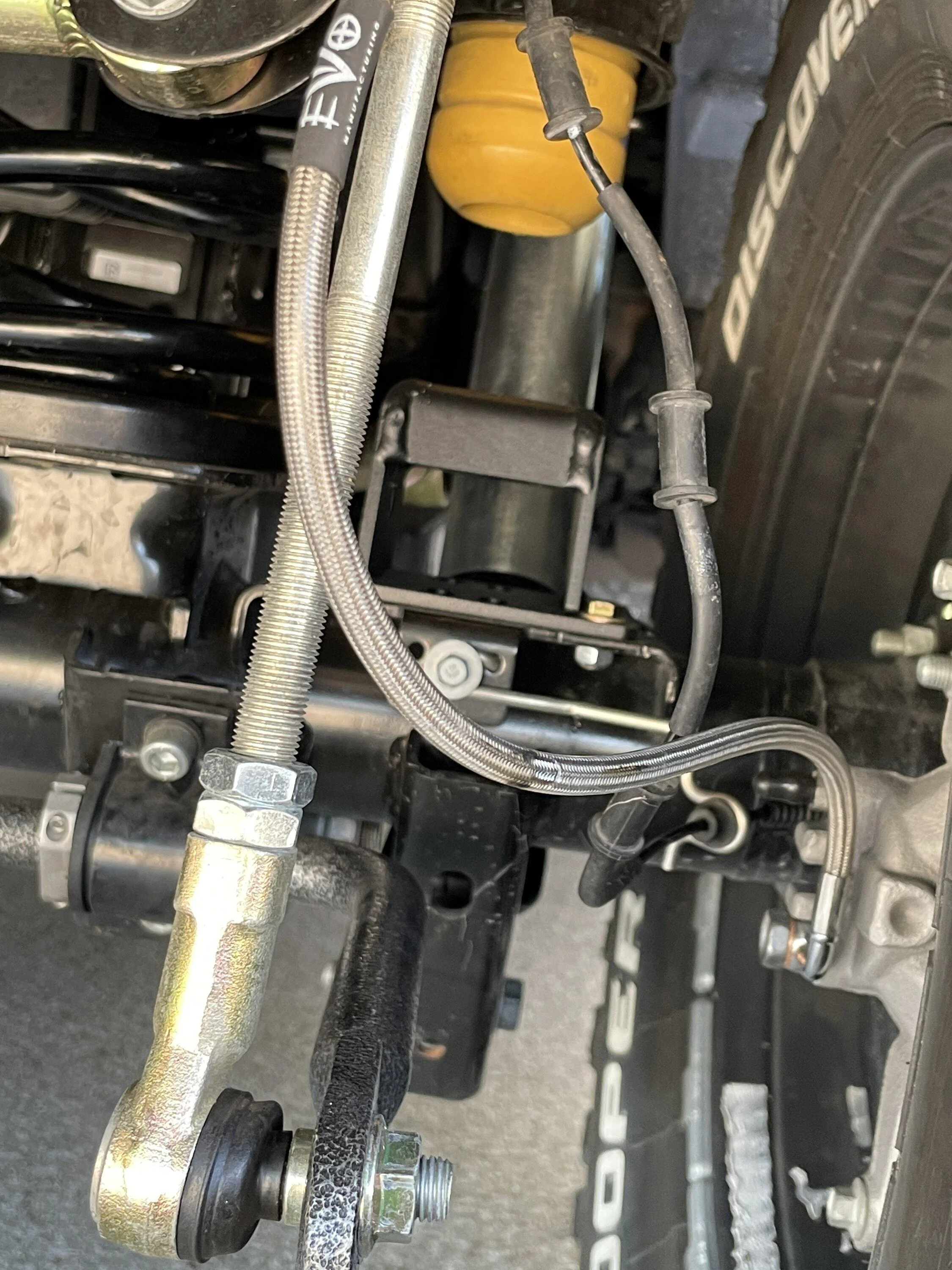 Jeep Gladiator Extended Rear Brake Lines Rubbing on Tire 2FE63A18-E28B-43EB-8F84-D4FB7117F53D