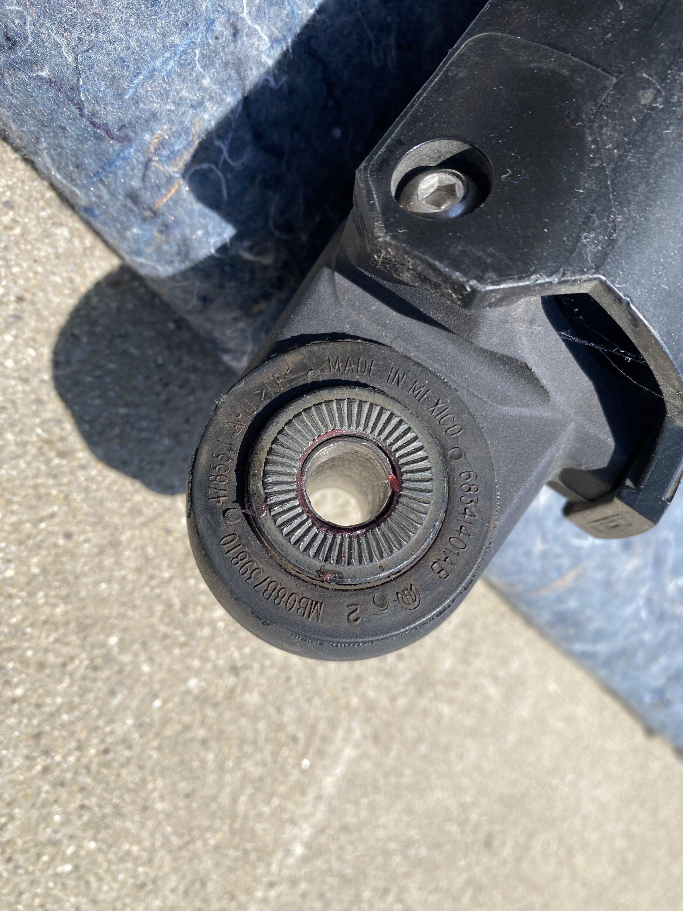 Jeep Gladiator Can anyone tell me the specs on the front shock bolts on a Sport/Overland/Rubicon  VS. The mojave ? 45380569-CB92-4B83-BD2E-F4E776DA228D