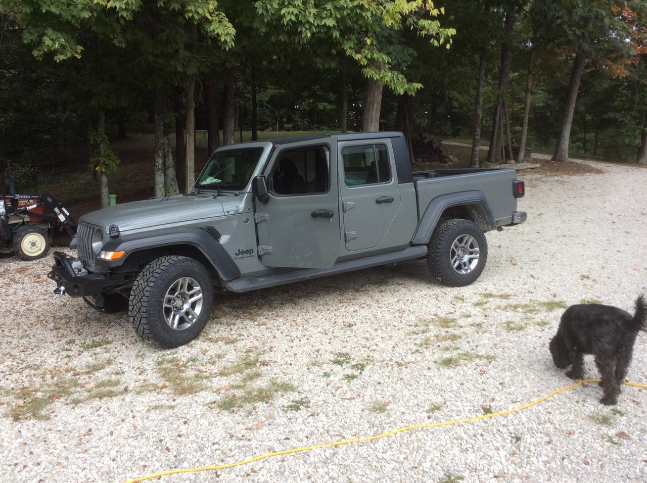 Jeep Gladiator Mopar slotted wheels Glad1