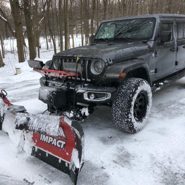 Jeep Gladiator Snow Plow image0