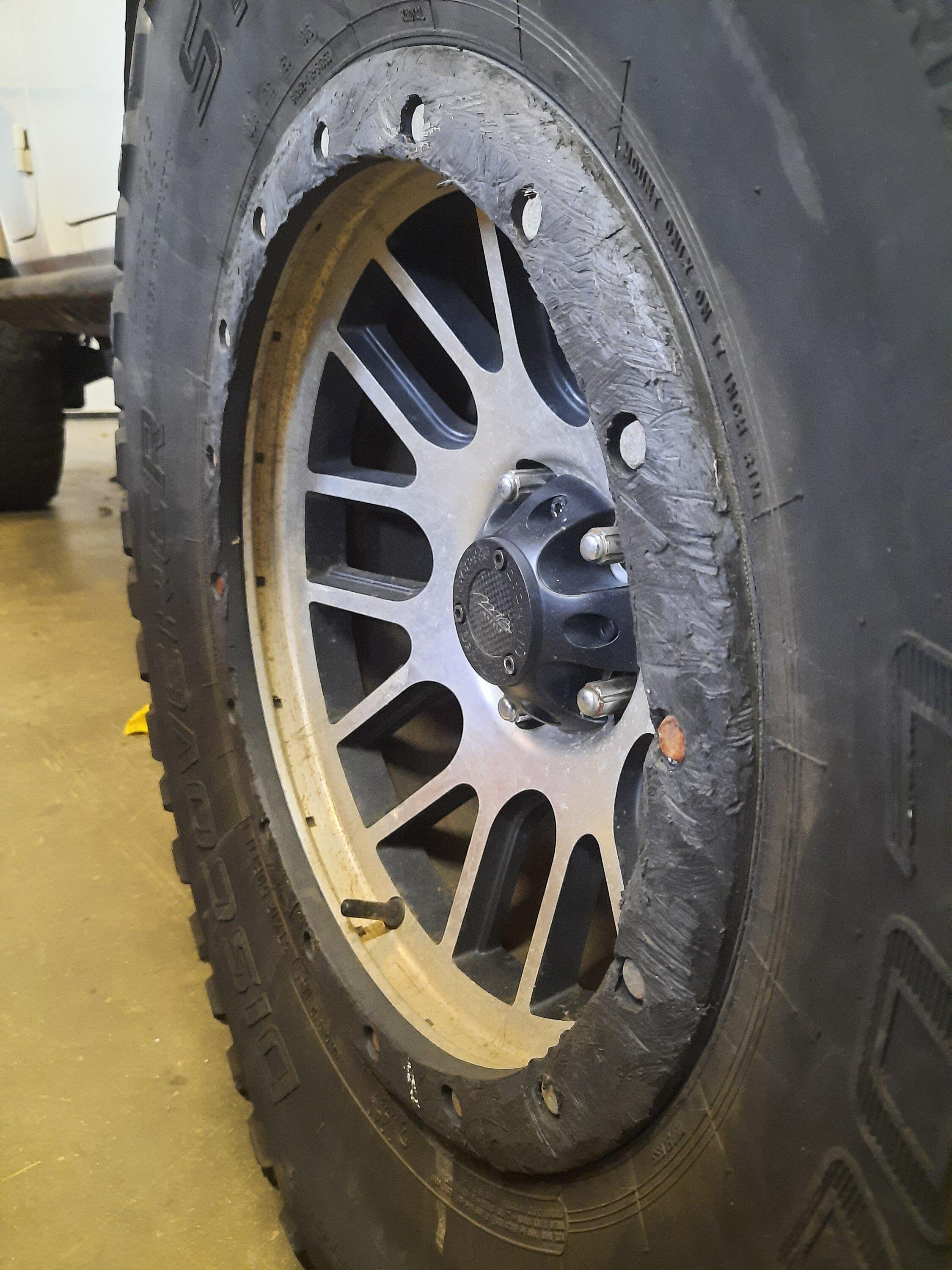 Jeep Gladiator Bronze wheels 20220924_105157