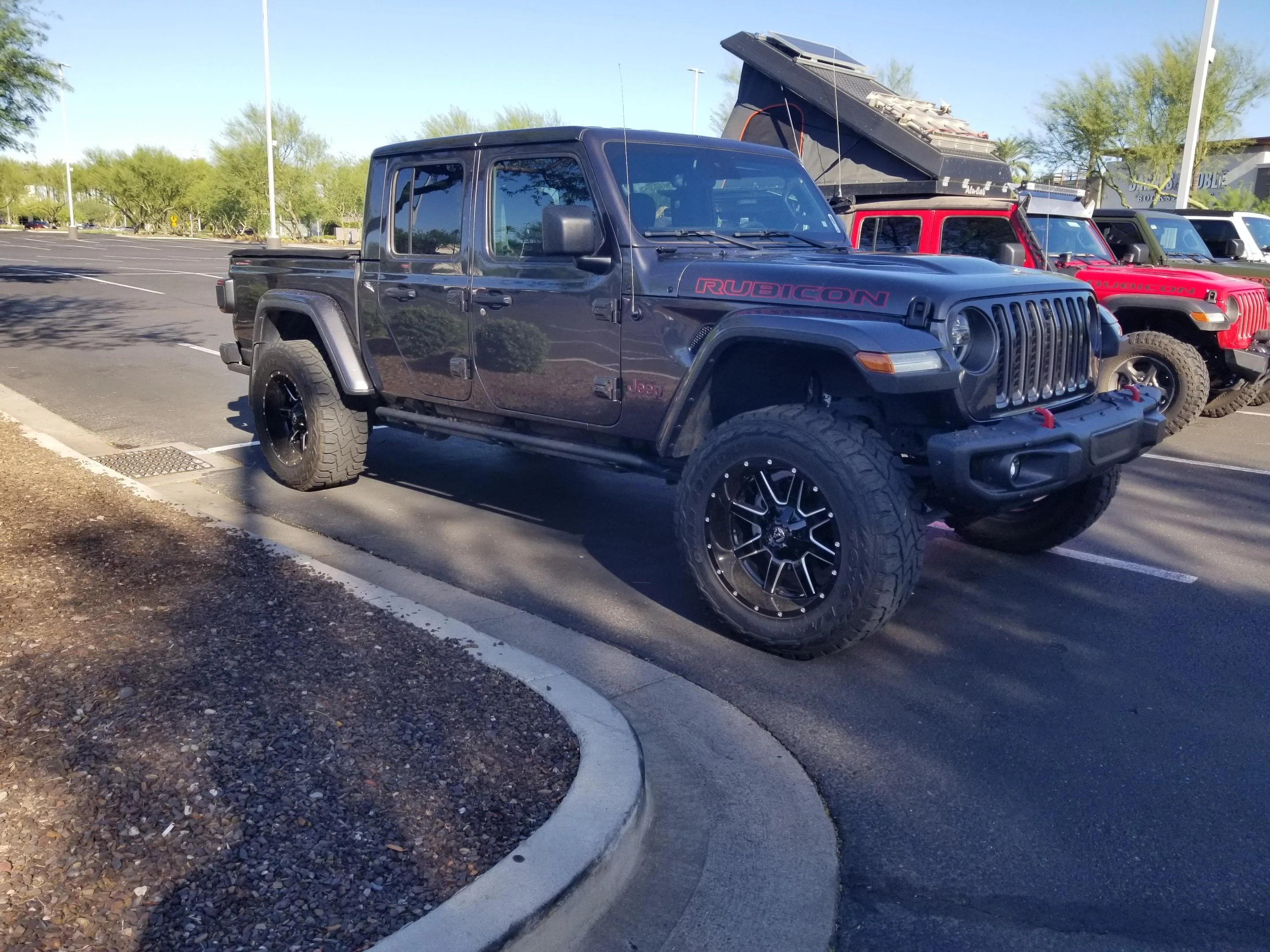 Jeep Gladiator Doing a meet up on Sat at 9am 09/10 20220924_084634