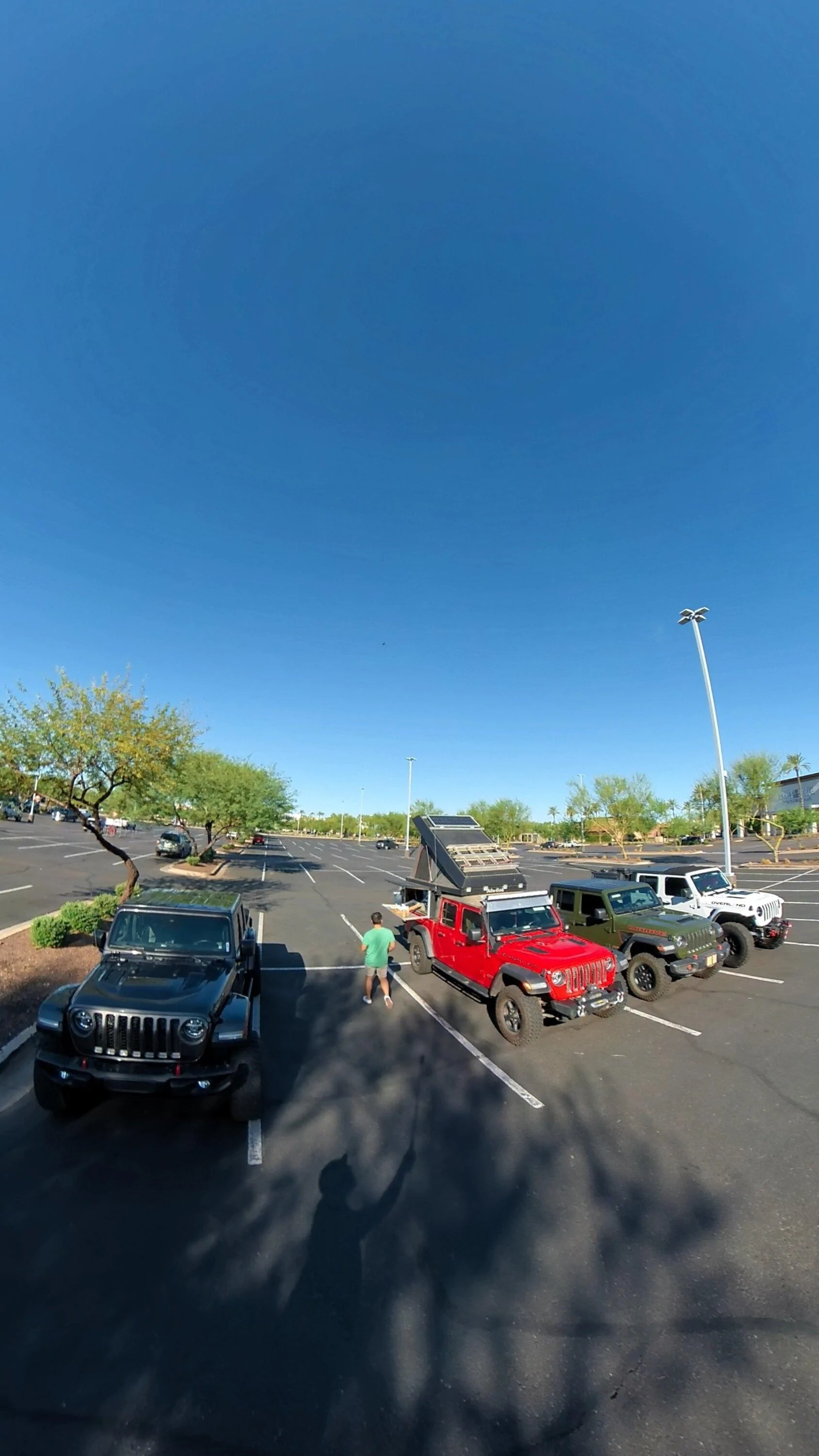 Jeep Gladiator Doing a meet up on Sat at 9am 09/10 20220924_114208_102