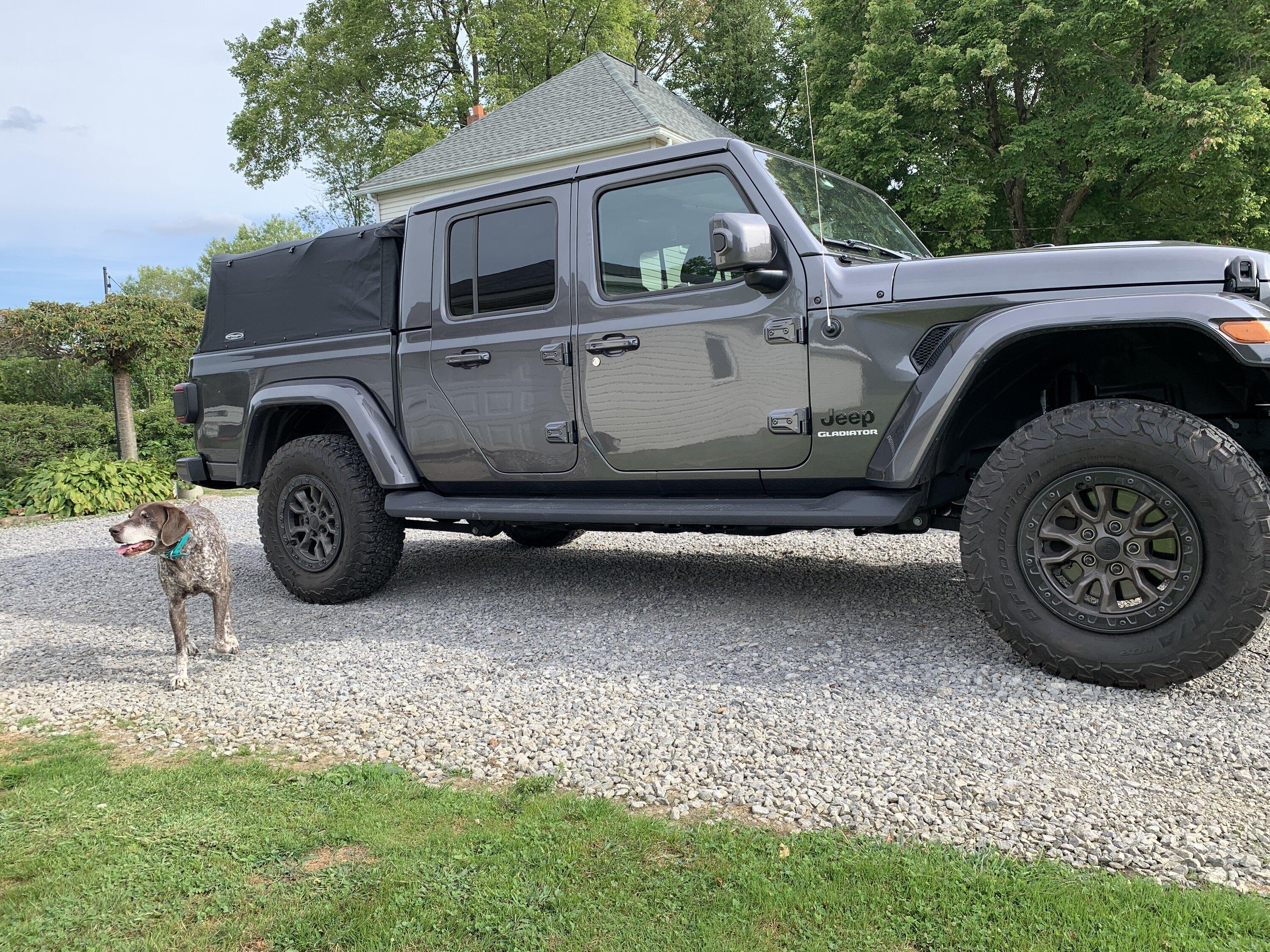 Jeep Gladiator GRANITE CRYSTAL JT Gladiator Club 3AC681E8-4FA9-46E6-893C-957981AFBBCF