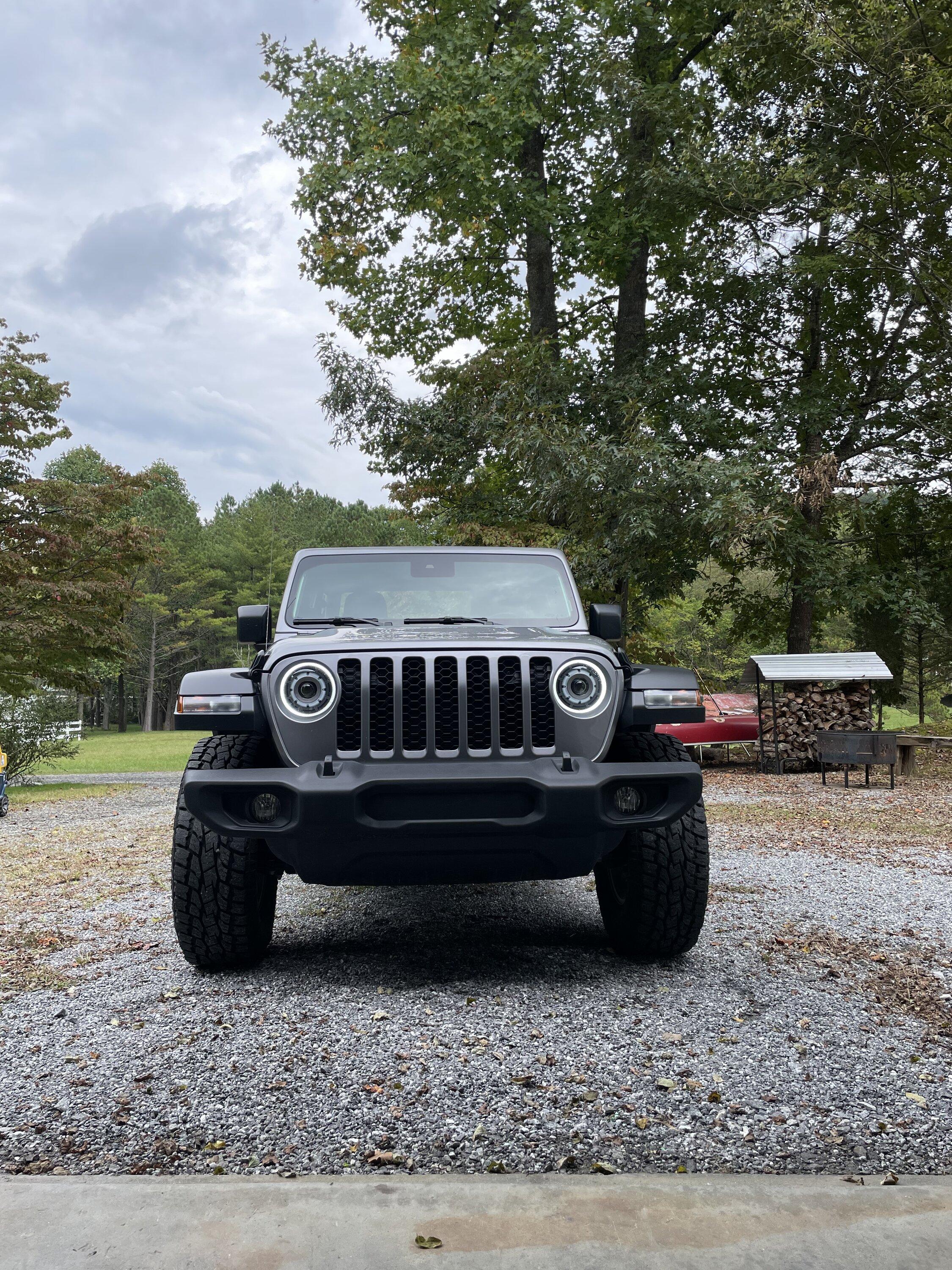Jeep Gladiator Rubicon fenders on sport s non max tow A28768A0-8323-49F0-9E85-A3EA1AE8662A