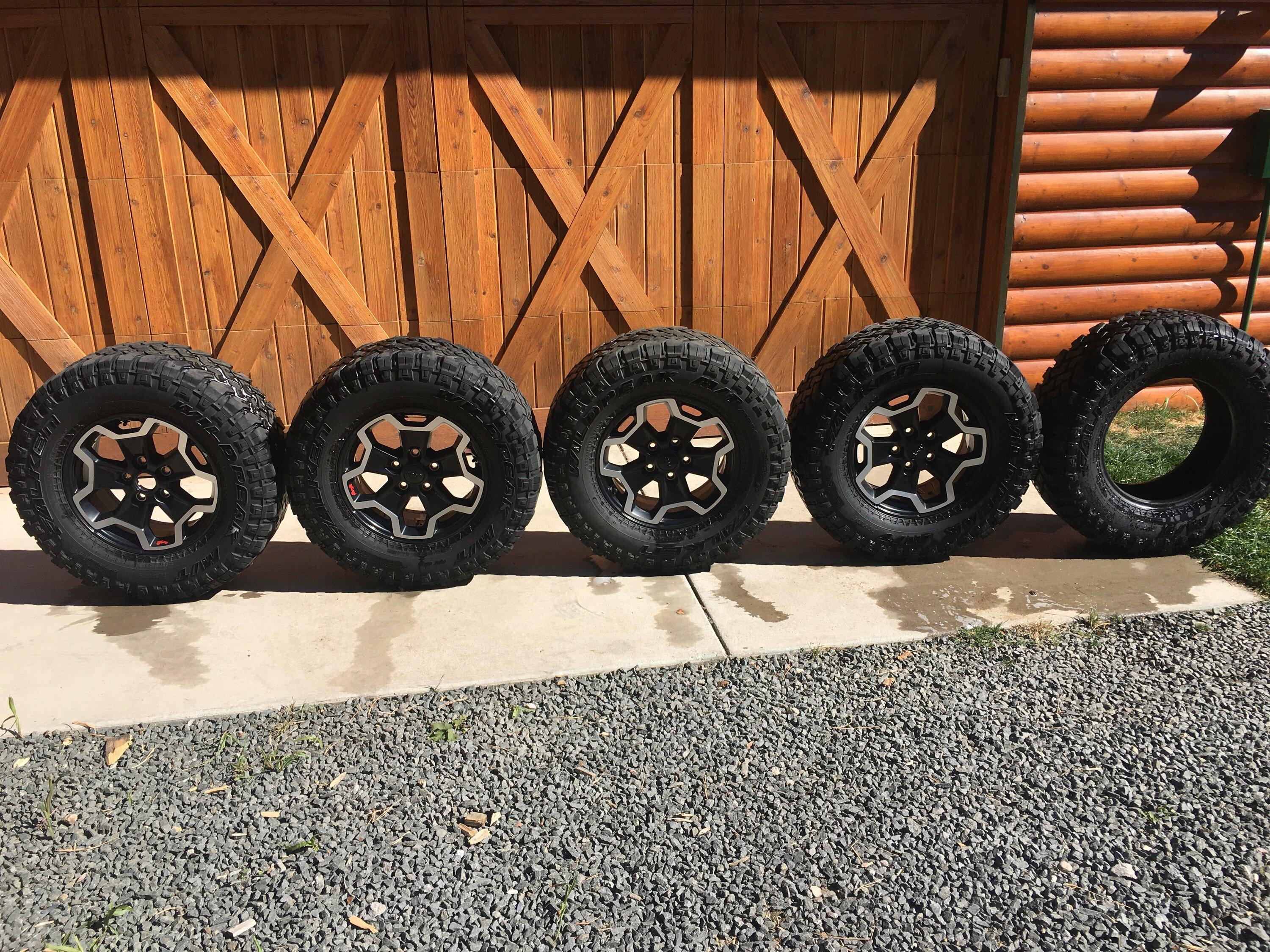Jeep Gladiator 2021 Jeep Gladiator Tires and Wheels $500.00 IMG_3334.JPG