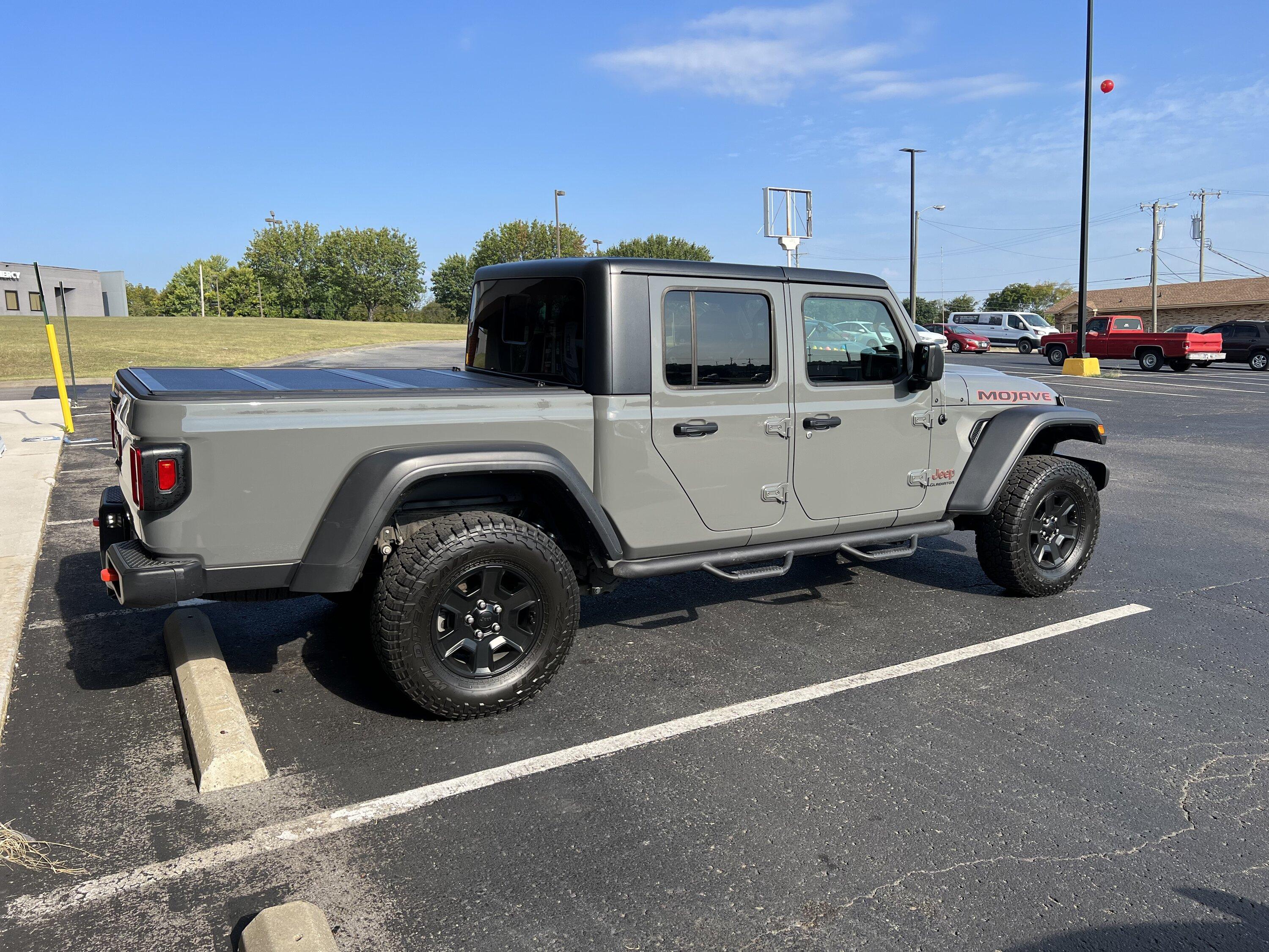 Jeep Gladiator MOJAVE Edition Gladiator JT Club 4AFD9169-9C78-48F5-A055-CB33FB334D23