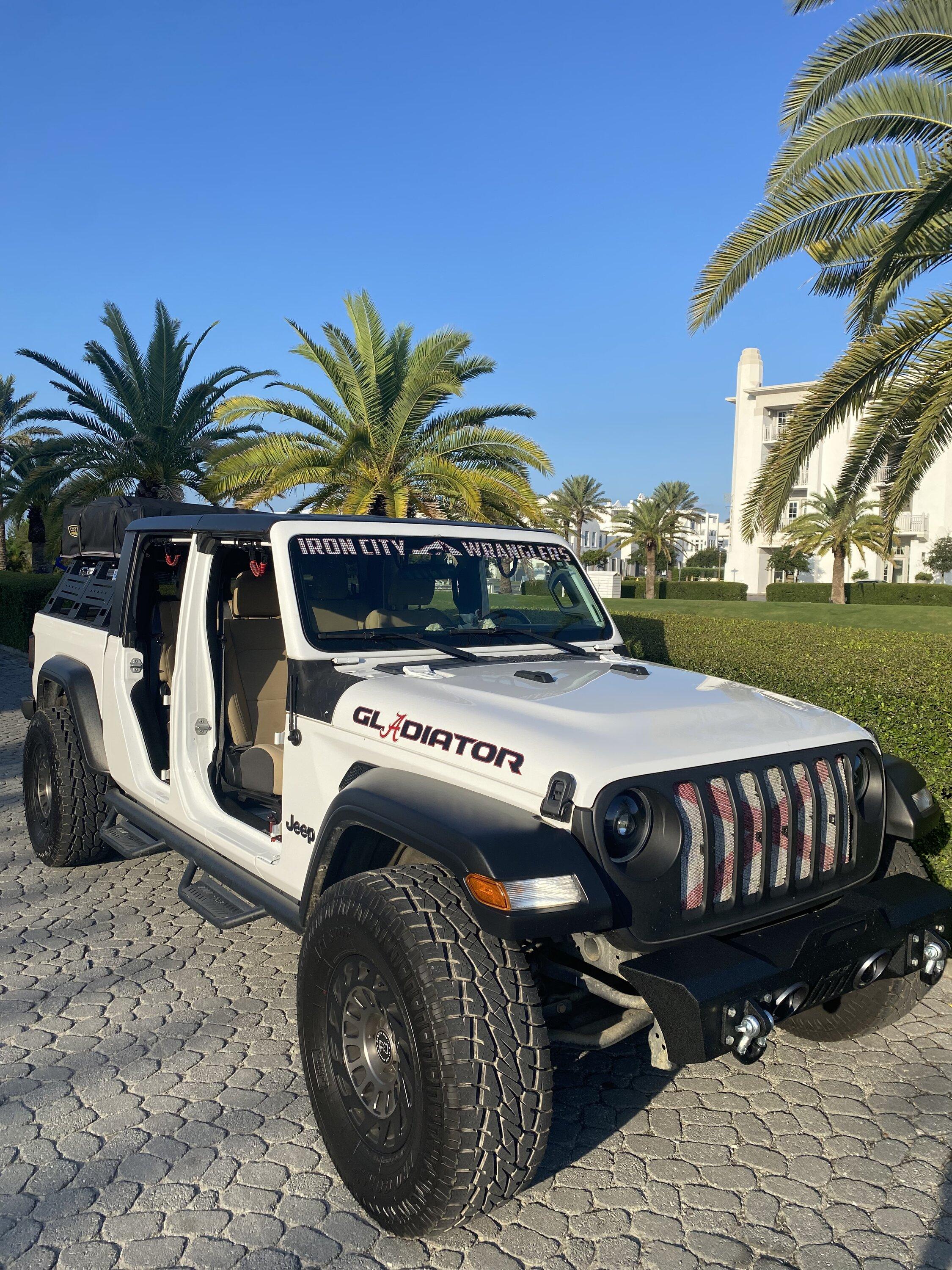 Jeep Gladiator BRIGHT WHITE Gladiator JT Club FEBDF399-D2A9-4B20-A2DE-5619BF09E66F
