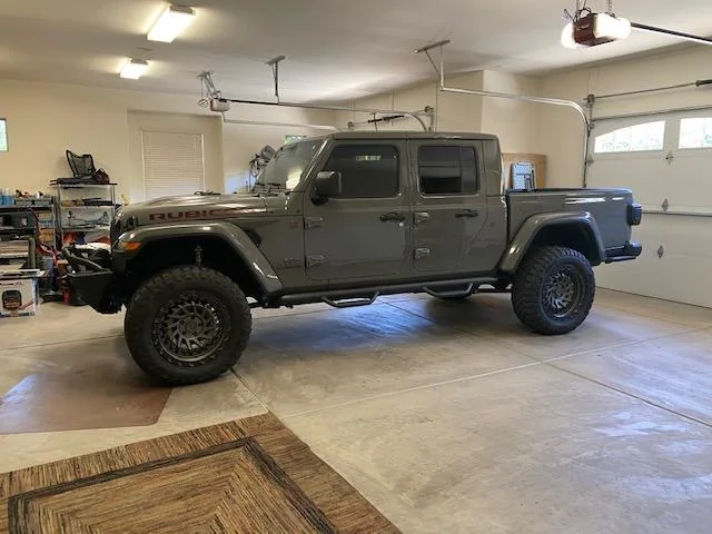 Jeep Gladiator Looking for someone with 2" Lift w/ 35 & 37s IMG_6177[1041]