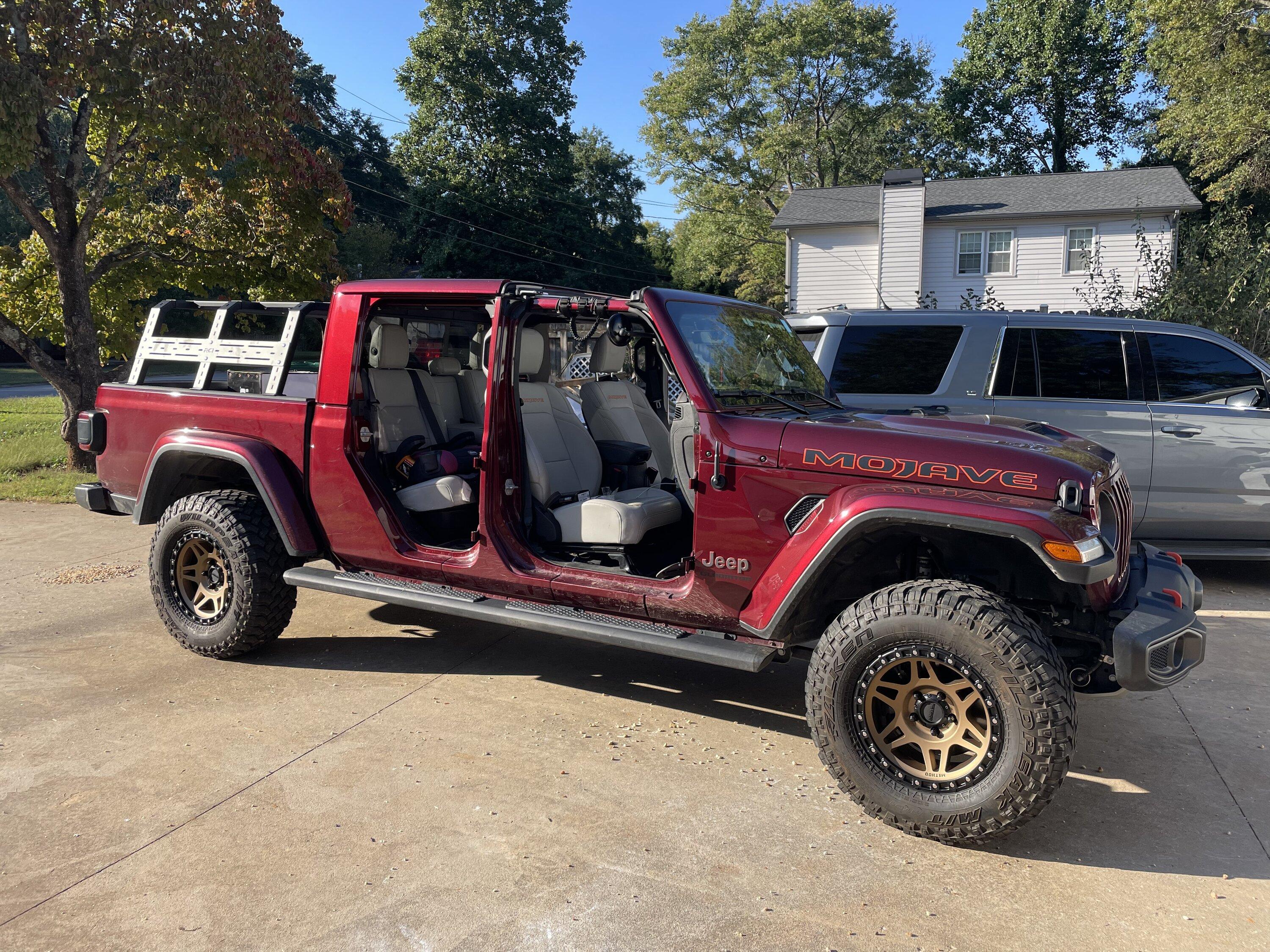 Jeep Gladiator Mojave help from the offset / backspace gods... 345B9FD4-64E6-4898-A744-38DB2BFEACBD