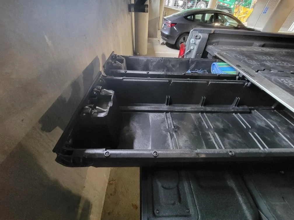 Jeep Gladiator Decked Truck Drawer System. Truck drawes 4