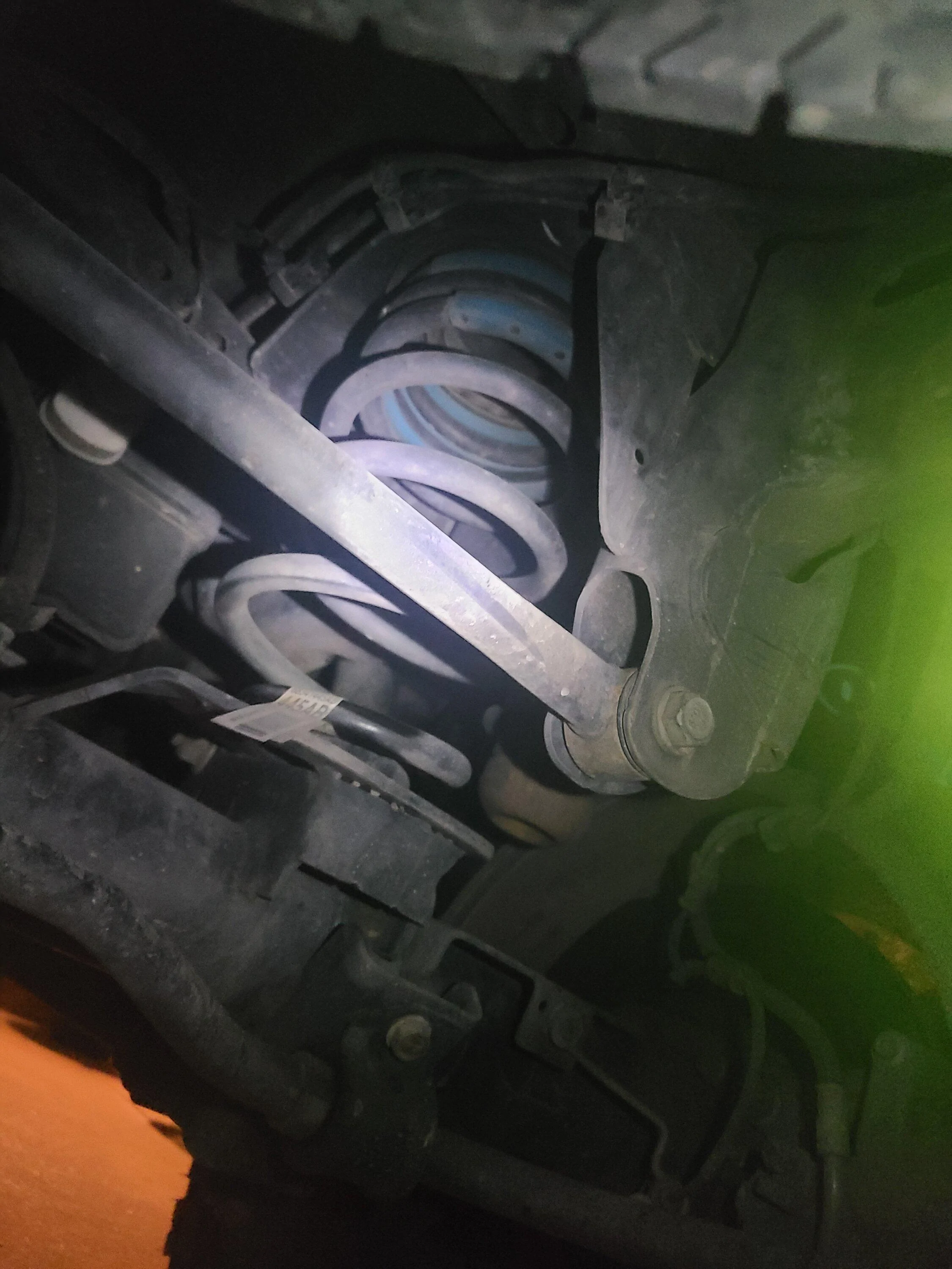 Jeep Gladiator Best way to raise rear 1.5 inches? 20220930_203235