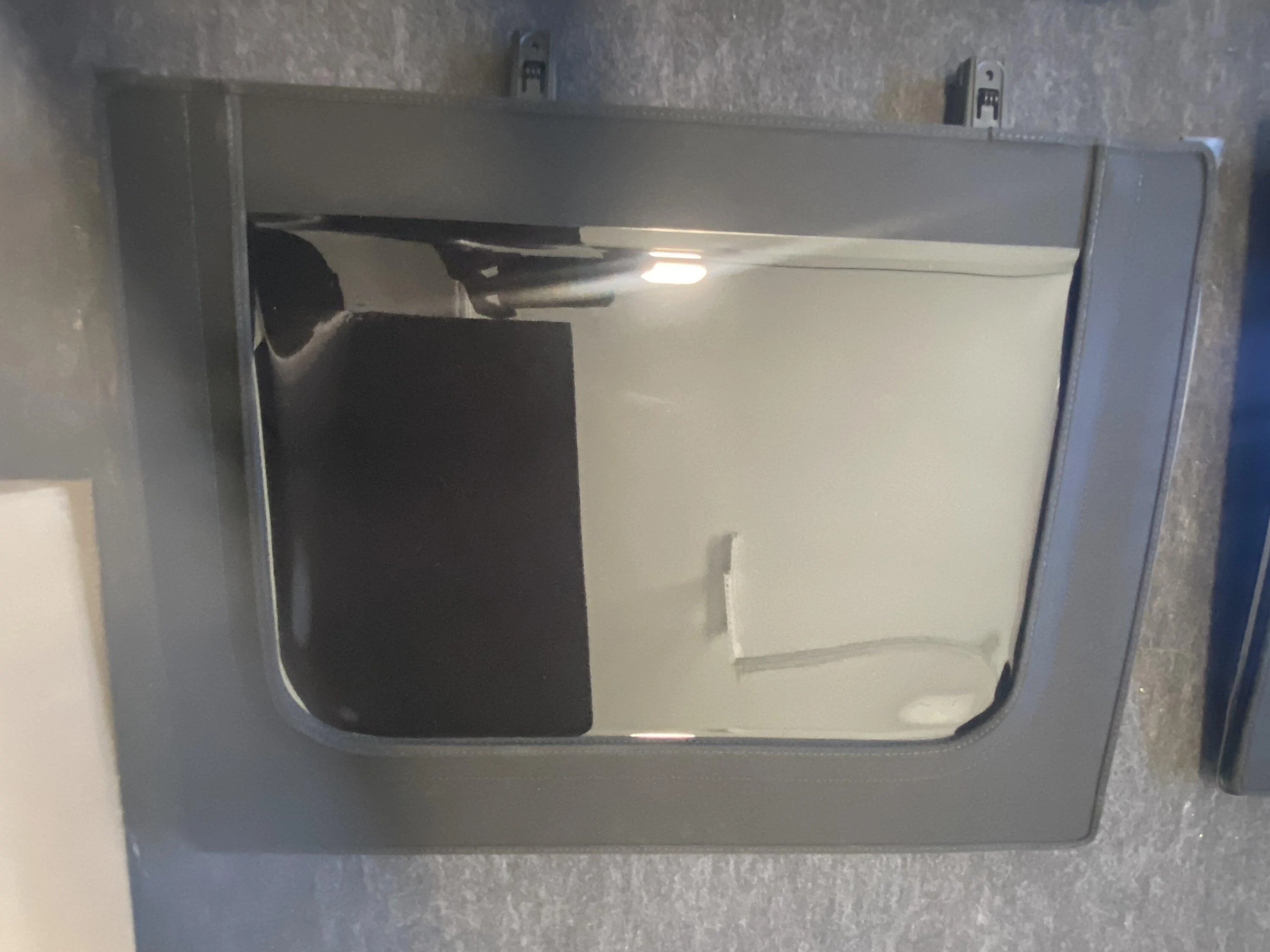 Jeep Gladiator White OEM Front & Rear Half Doors 2022 0A8CD7ED-FB6C-4EFD-9193-C86161B548D3