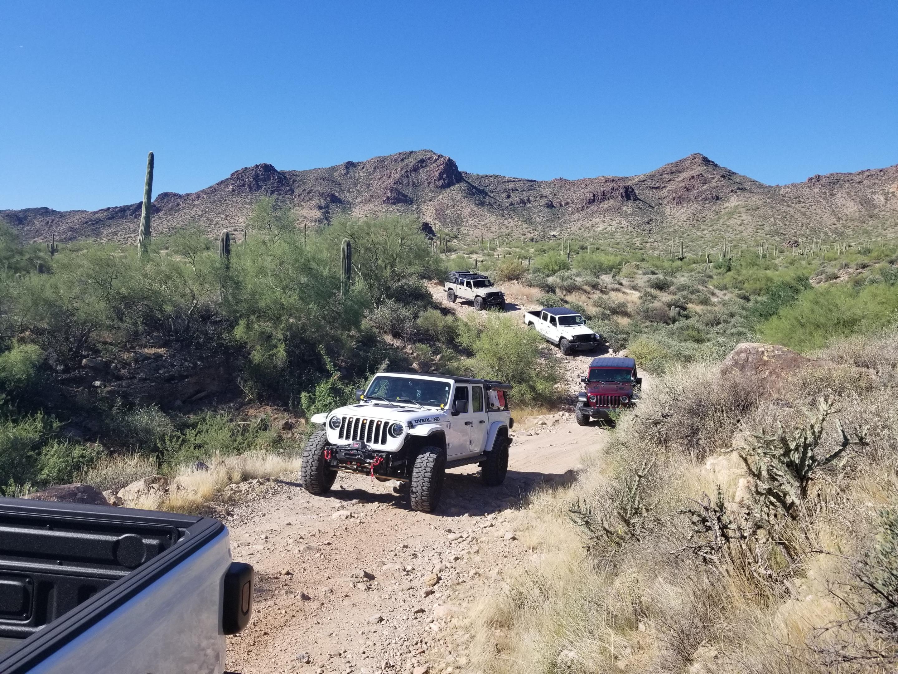 Jeep Gladiator Doing a meet up on Sat at 9am 09/10 20221001_094012