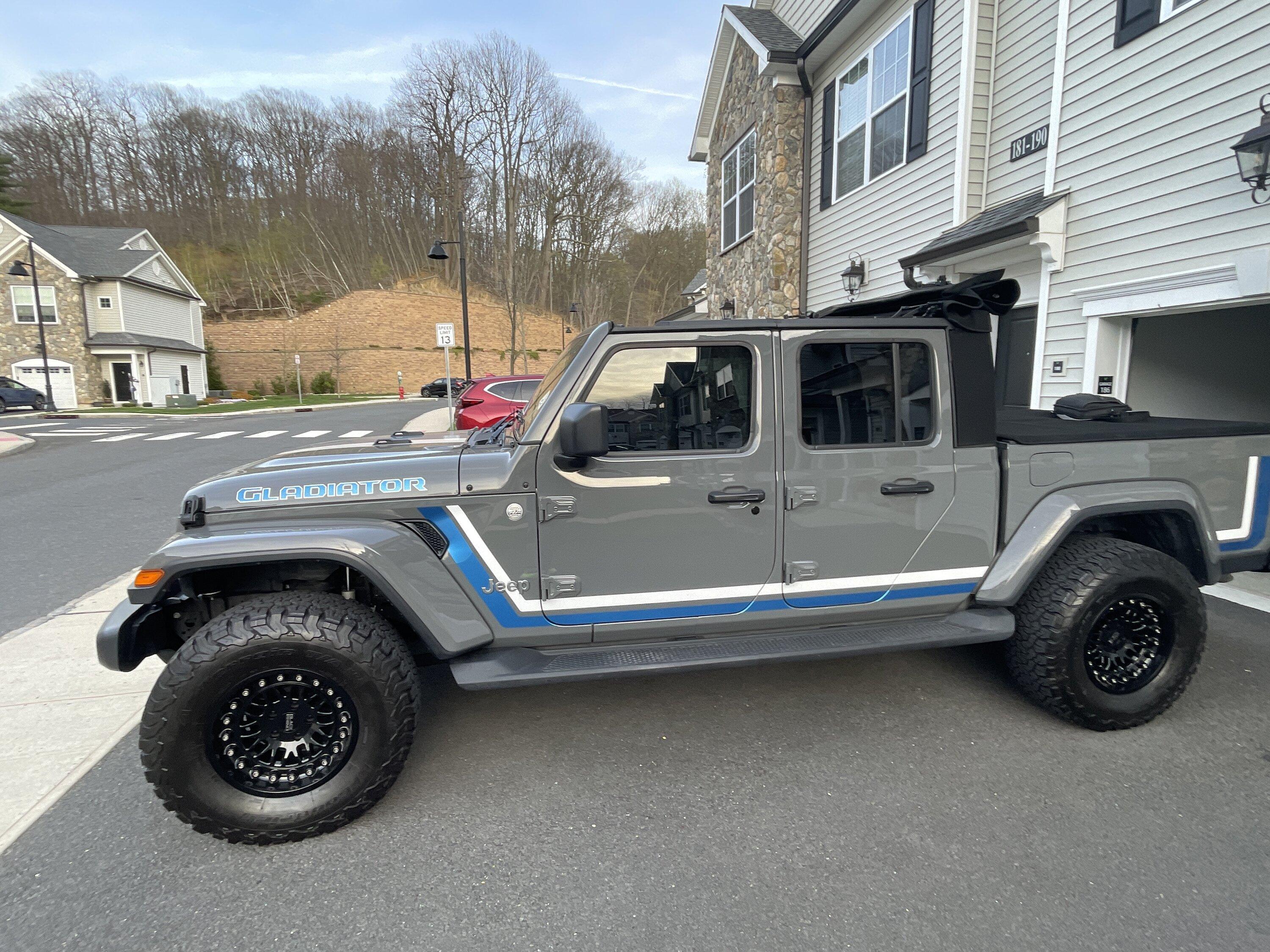 Jeep Gladiator 35's on 3.73's (Overland) 13720978-F249-4491-A732-44BD6C465EBE