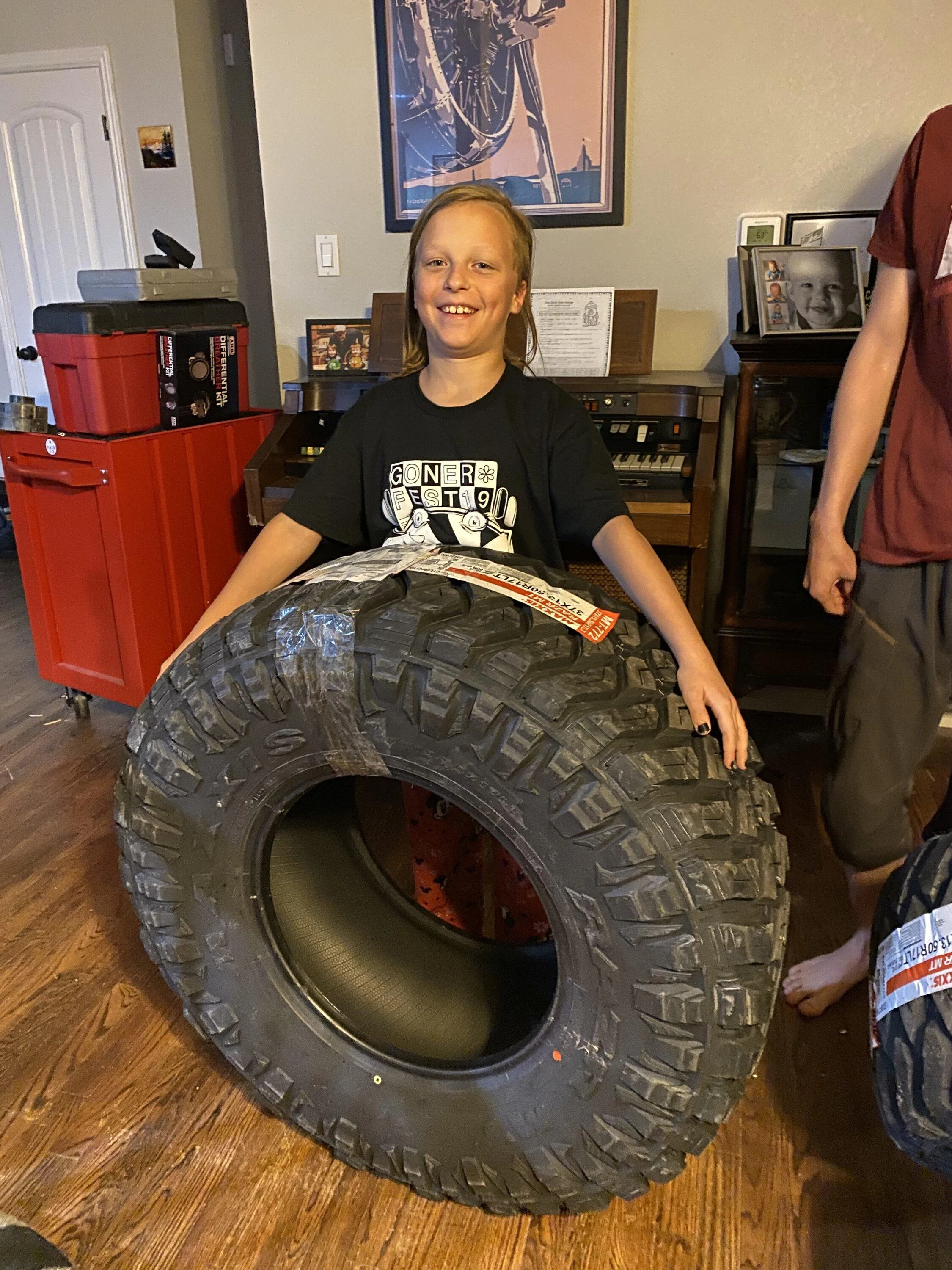 Jeep Gladiator Possible tire scam? maxxis razr mt 68636969022__2ABB8039-B5C8-4EF2-8A32-4FDEB10B30A4