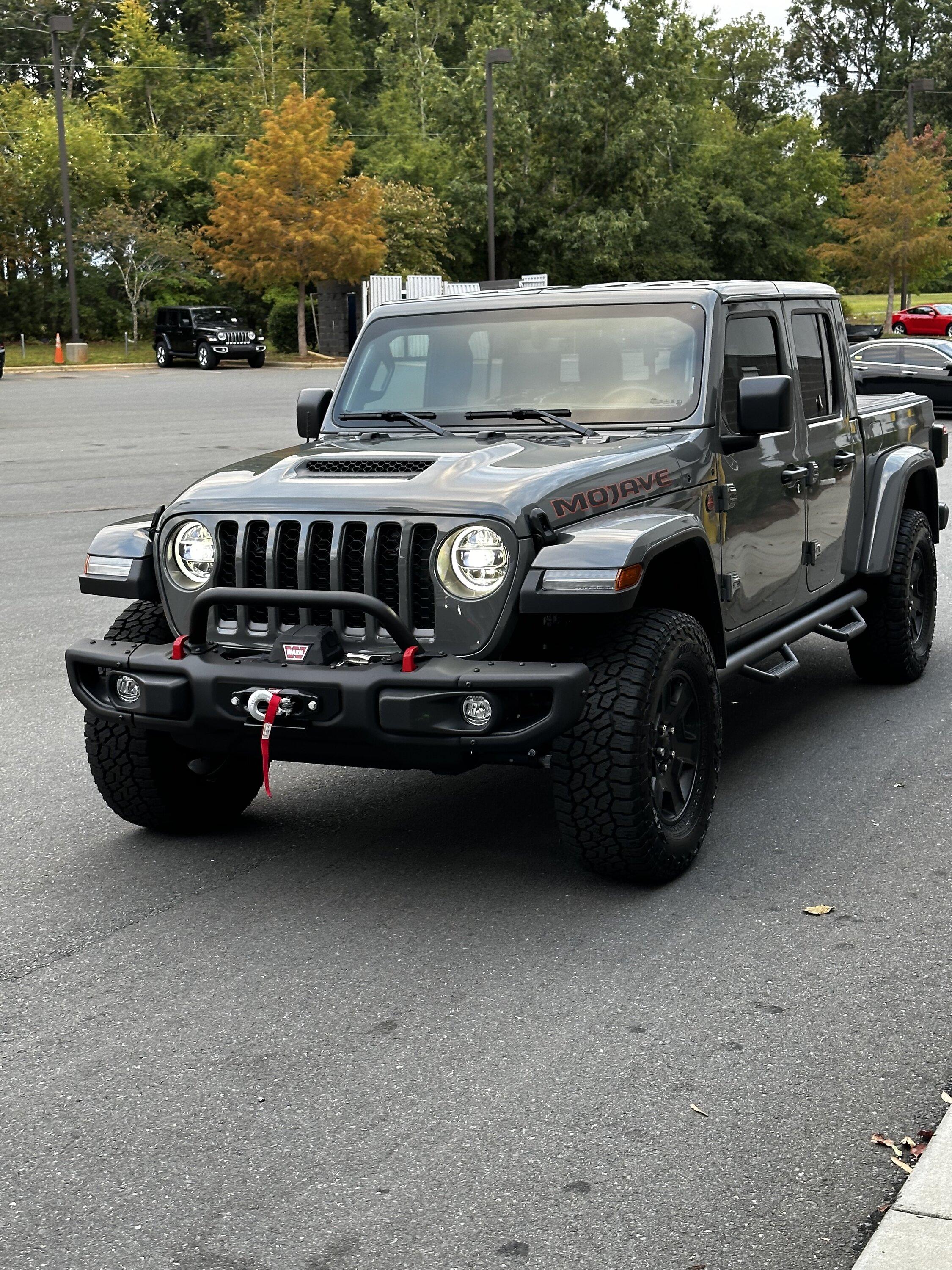 Jeep Gladiator STING GRAY Gladiator JT Club B324BAE2-04C5-4953-A144-0FC809A1C6EF