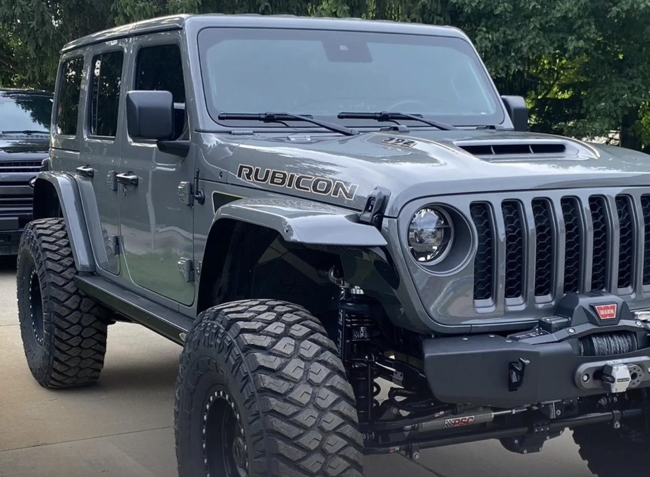 Jeep Gladiator Jeep Graphic Studio D9C6E4F3-5ED0-43CC-B1F9-C2E283B03943