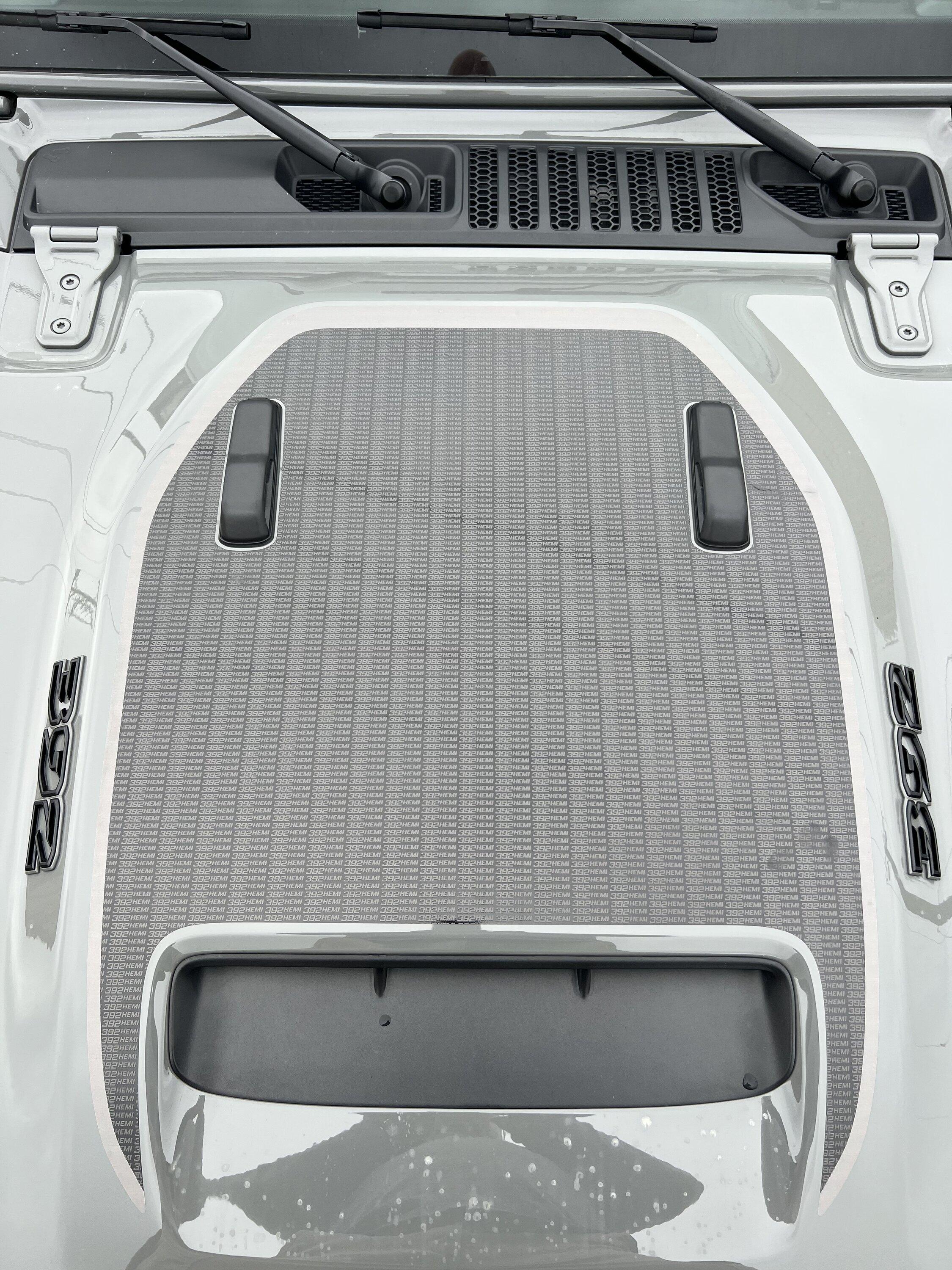 Jeep Gladiator Jeep Graphic Studio D1A71B11-6584-4C99-B8C3-941C0648C3FC