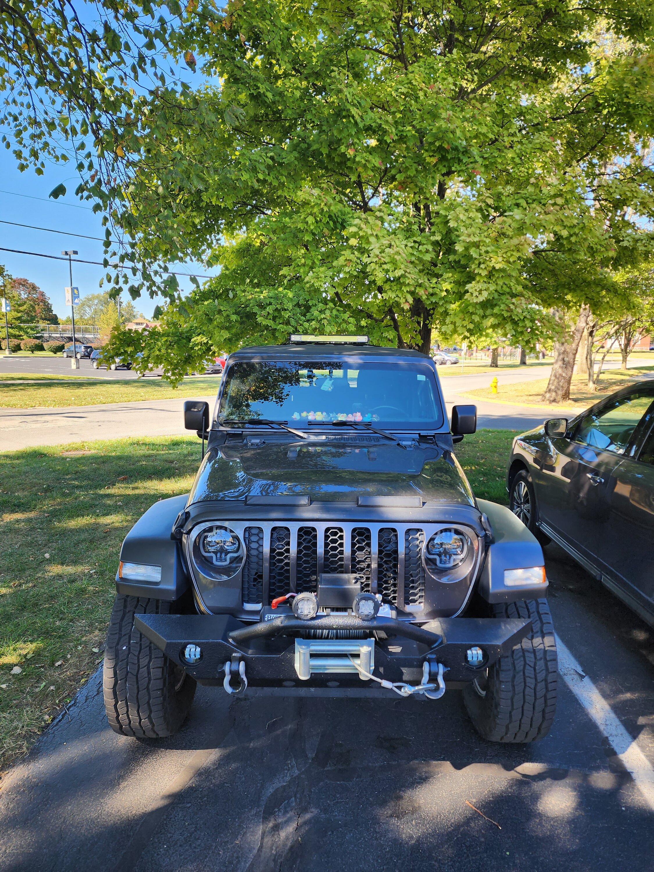 Jeep Gladiator Show us your roll bar! 20221003_114741