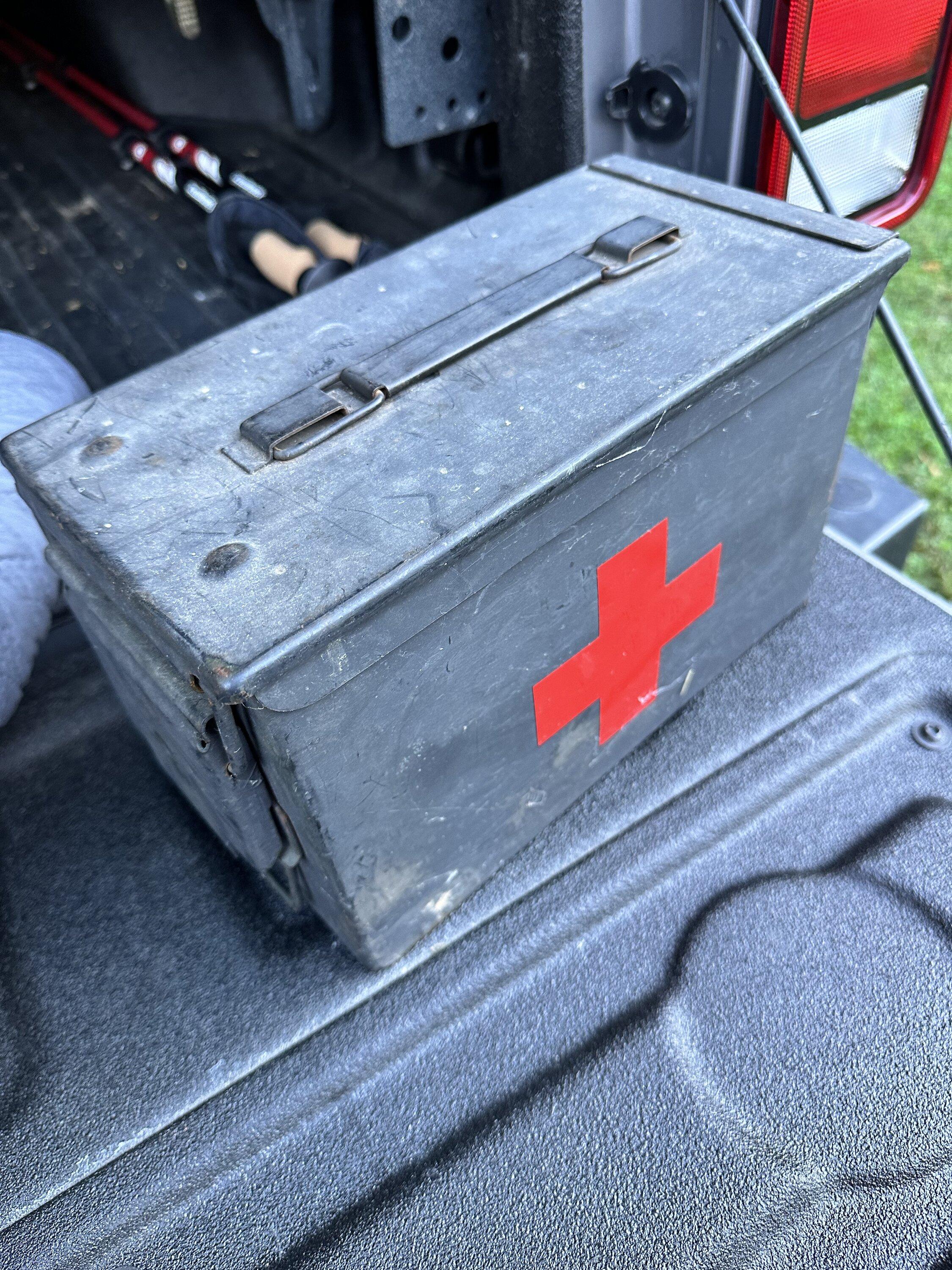 Jeep Gladiator Basic first aid kit BC676C89-F45E-4732-B9FF-2F5D427E528C